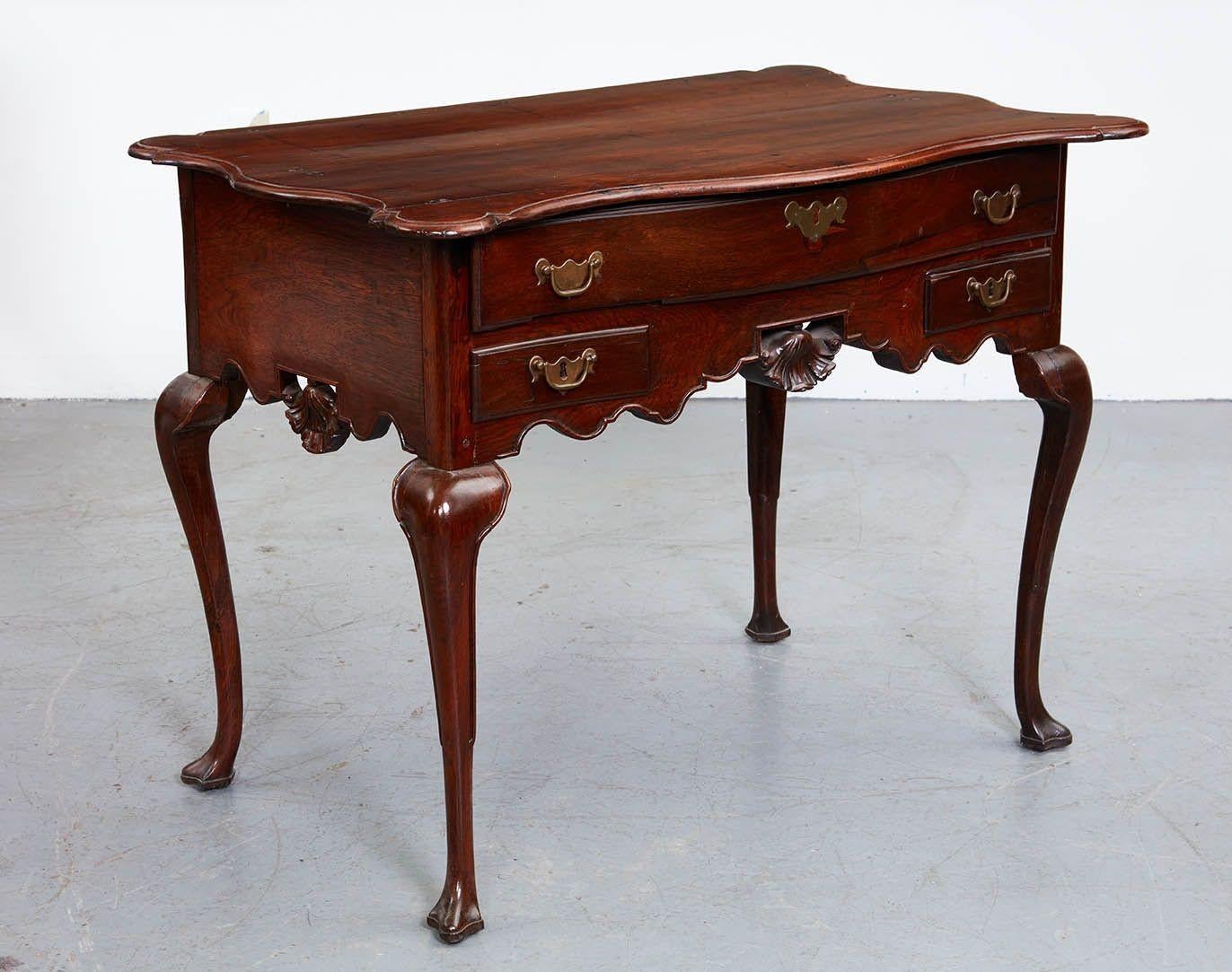 Portuguese Rococo Rosewood Side Table For Sale 1