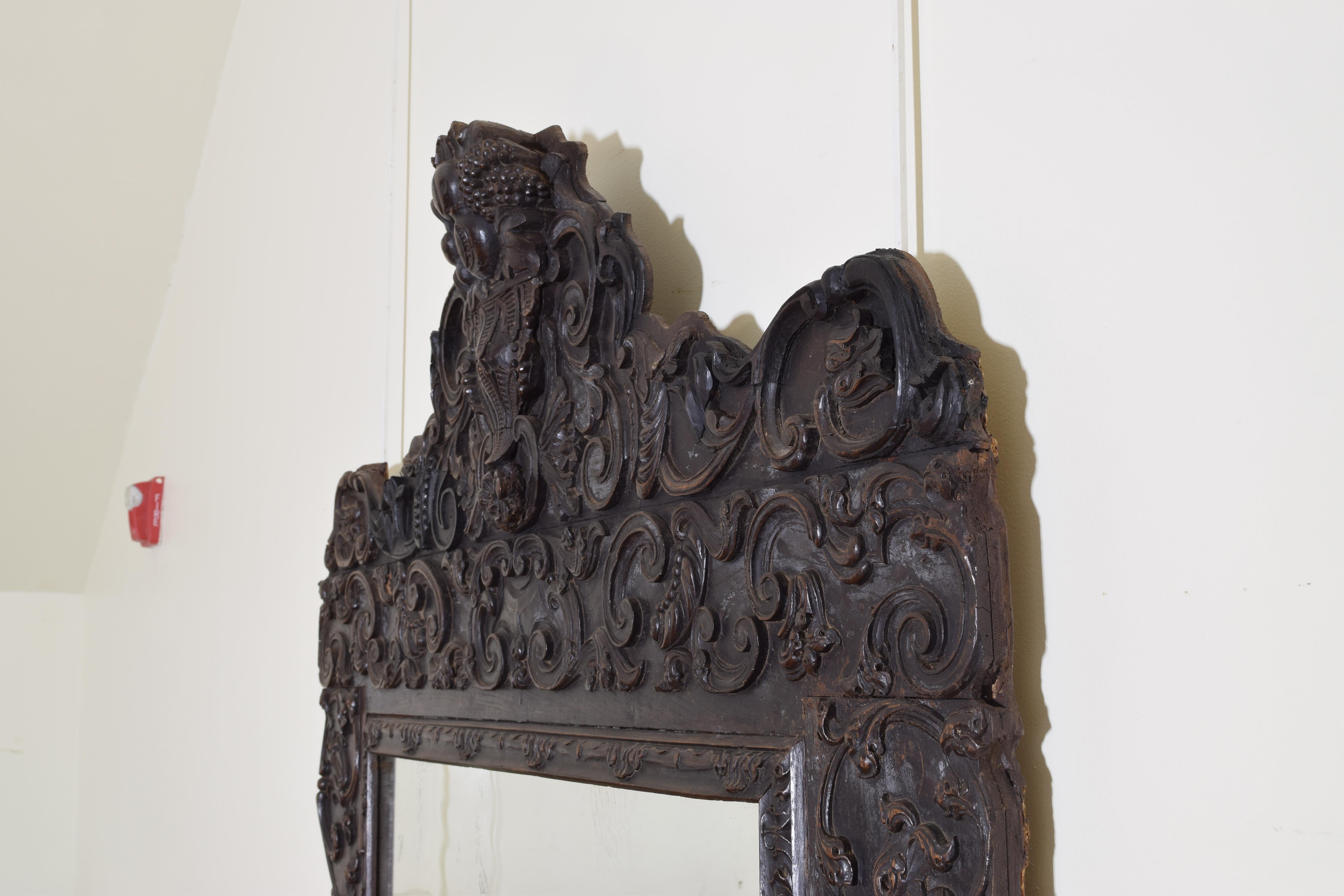 Portuguese Rococo Sizable Carved Walnut Mirror, Mid-18th Century In Excellent Condition In Atlanta, GA