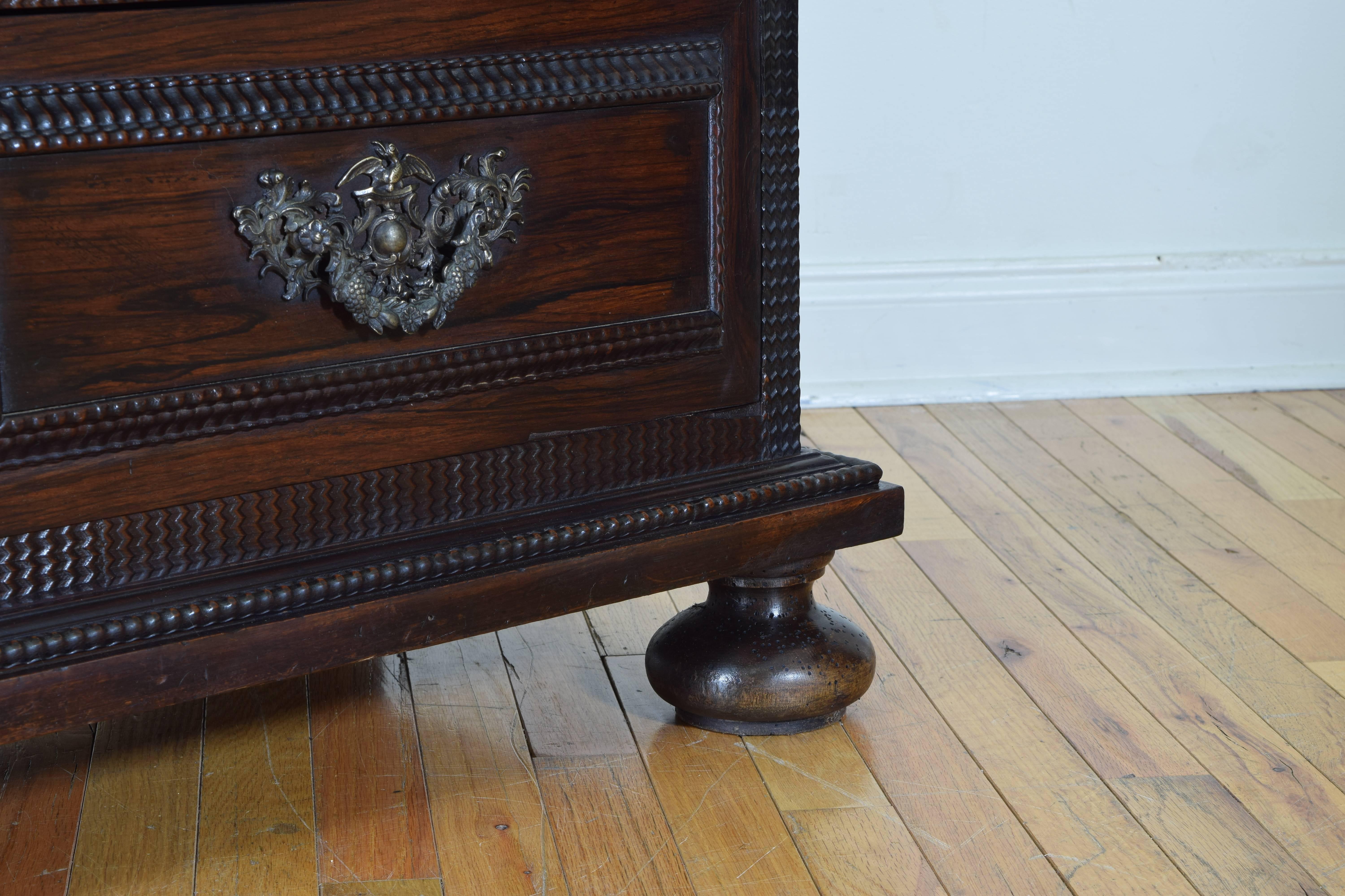 Portuguese Rosewood Four-Drawer Commode, 18th Century 5