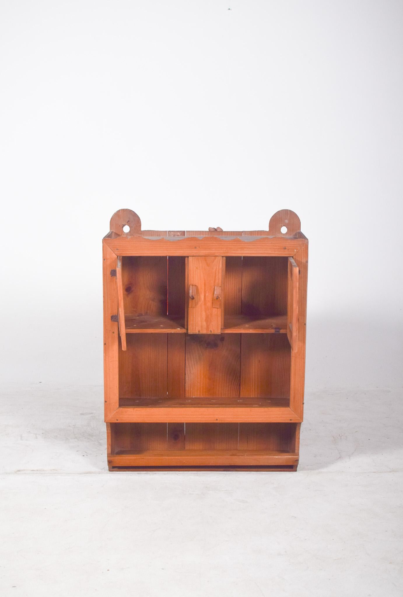 Legno Armadio rustico portoghese in Wood Nature in vendita