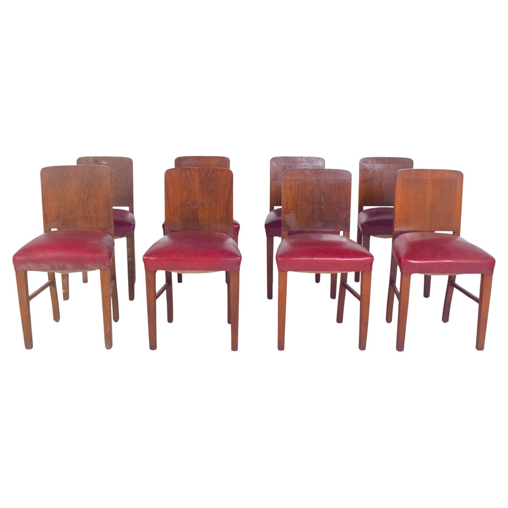 Ensemble portugais de huit chaises de salle à manger de style déco