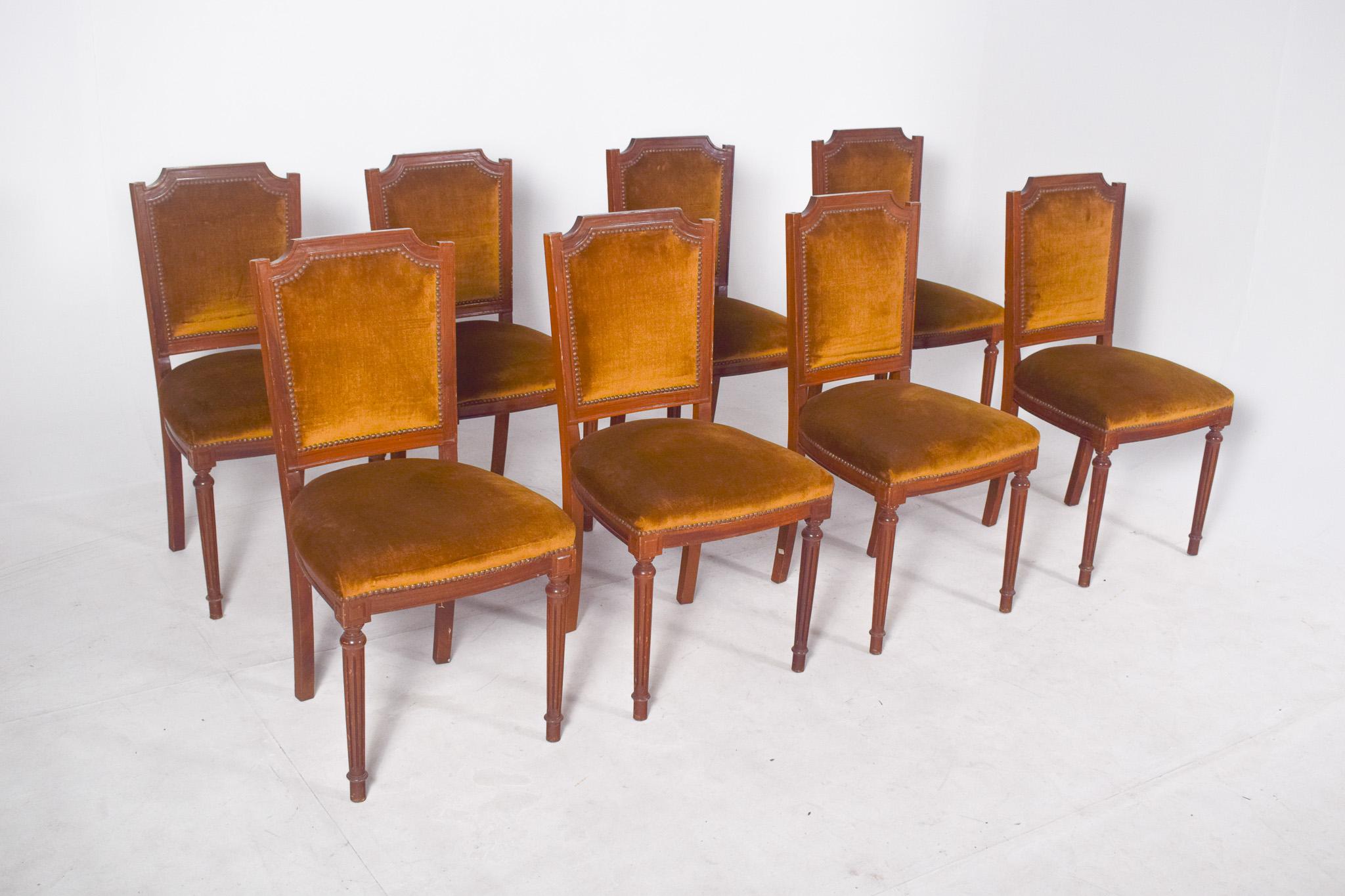 Mid-Century moderno Set di otto sedie da pranzo portoghesi in vendita
