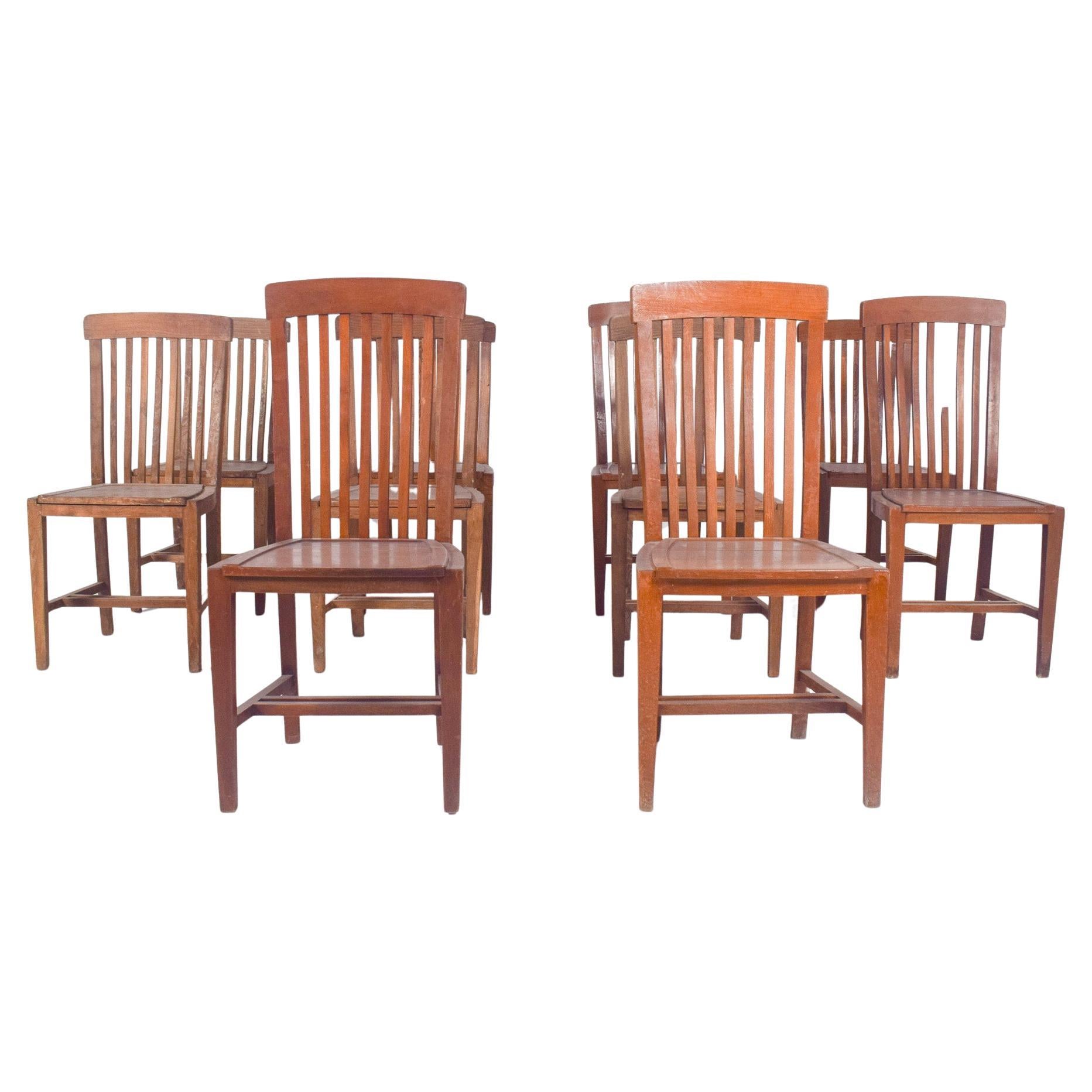 Set portoghese di undici sedie da pranzo Olaio