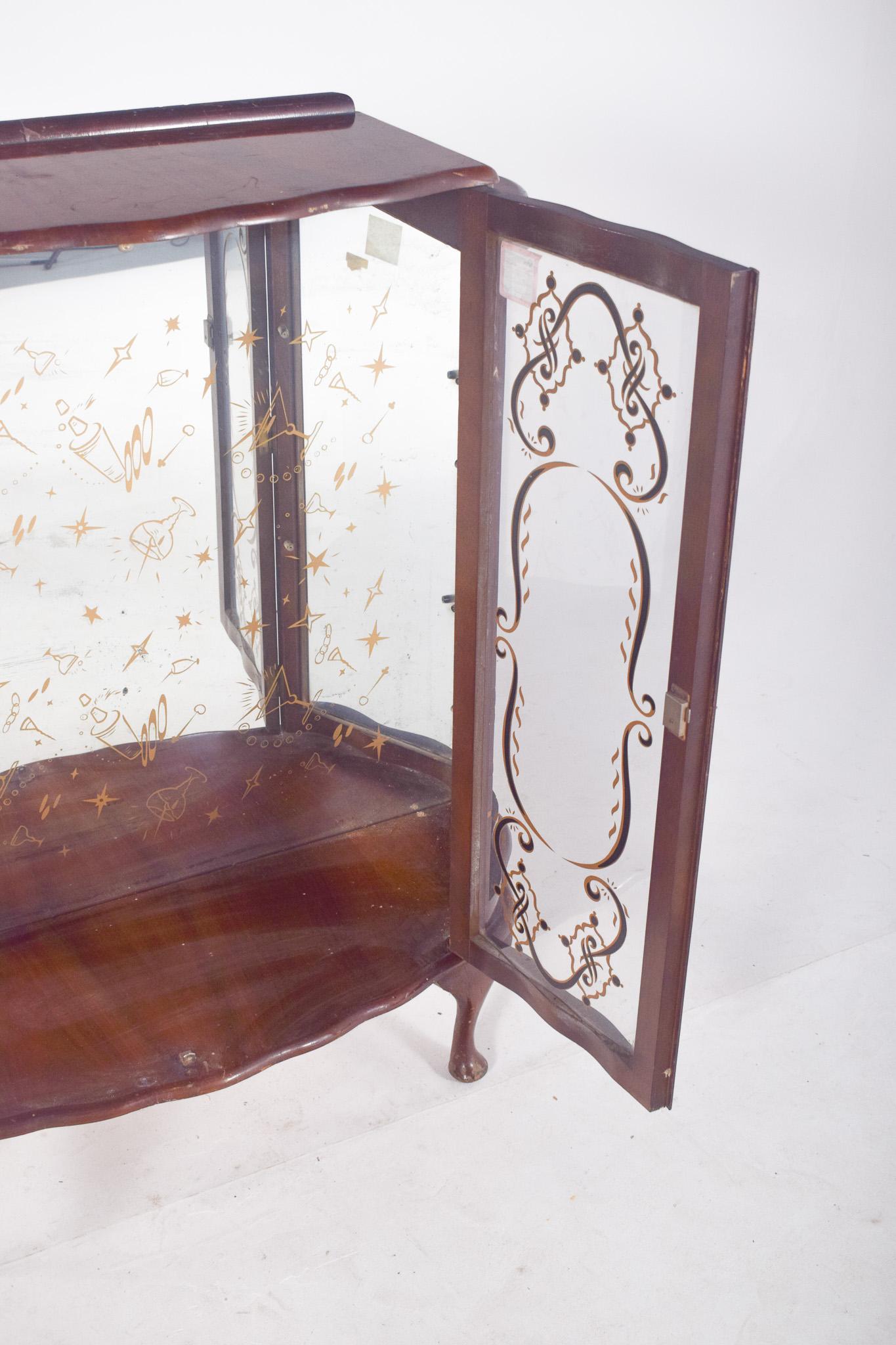 Vitrine portugaise avec verre doré en vente 2
