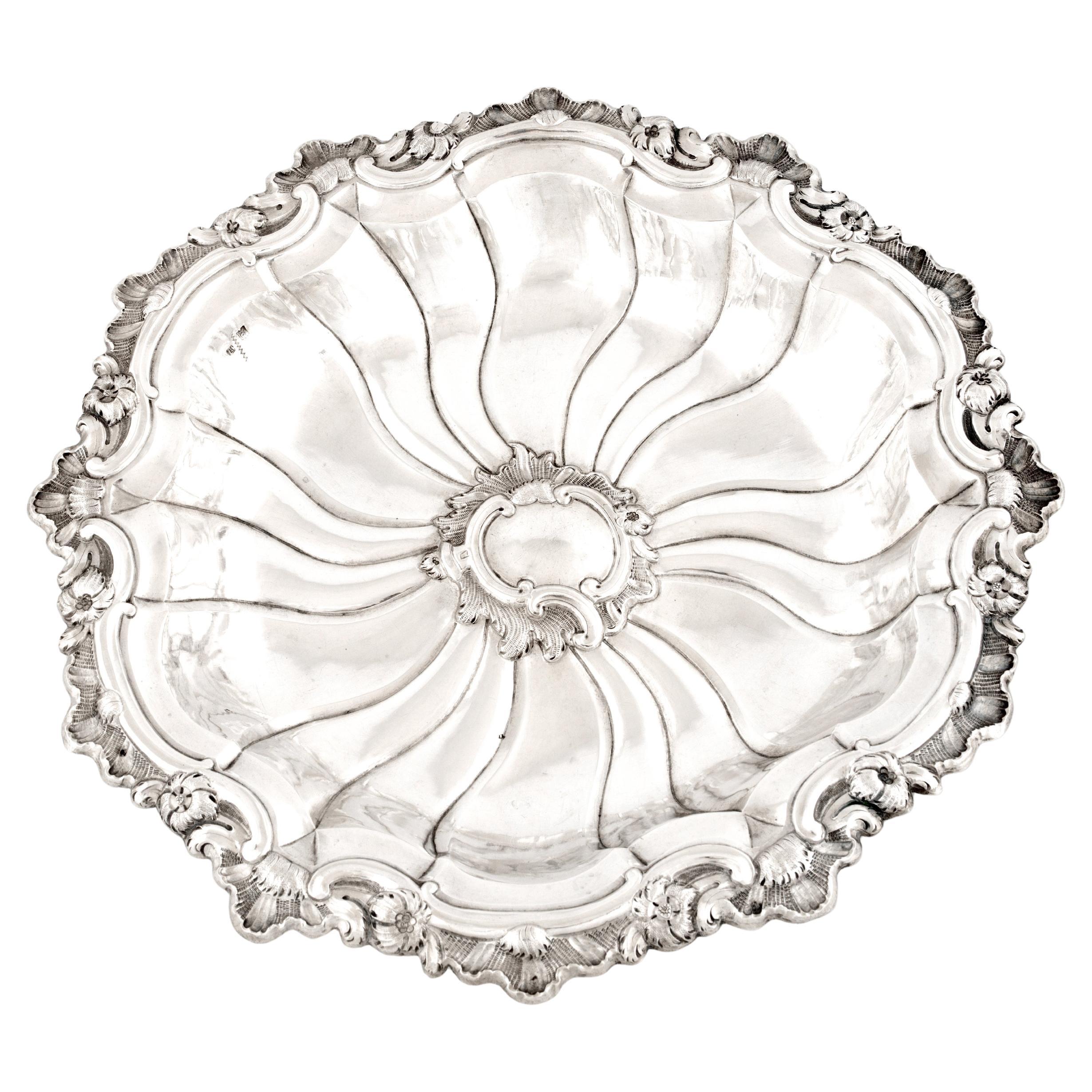 Portugiesischer Silbersaltar, gehämmert, Herrschaft von König José I. (1750-1777) im Angebot