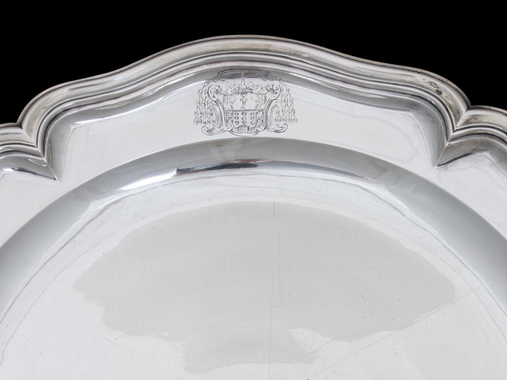 Piatto d'argento portoghese - Cardinale D. João Cosme da Cunha (1715-1783) in vendita 1