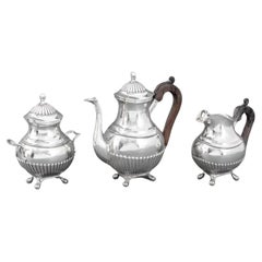 Service à thé portugais de trois pièces, vers 1911