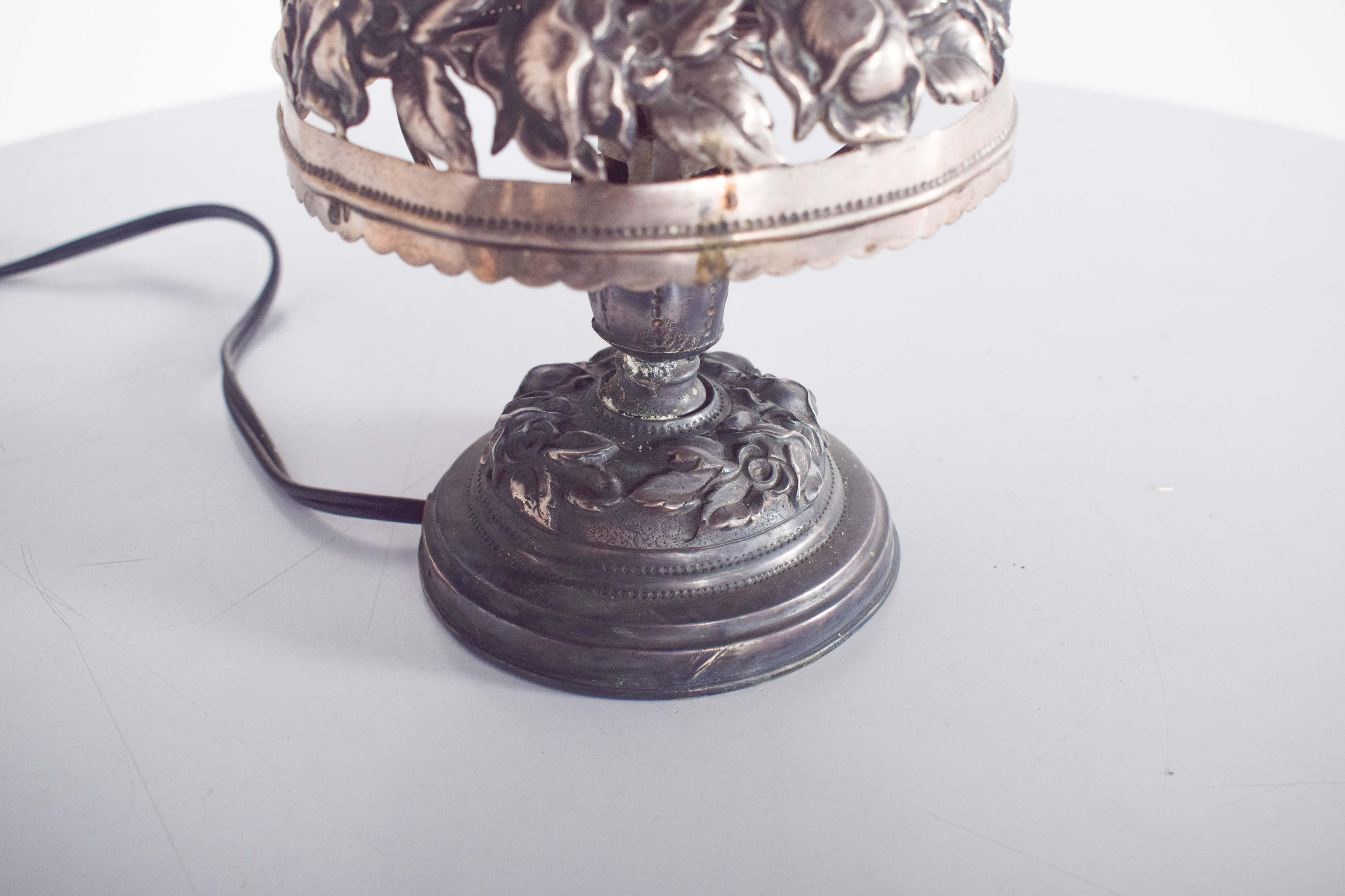 Portoghese Lampada da tavolo portoghese in argento di piccole dimensioni in vendita