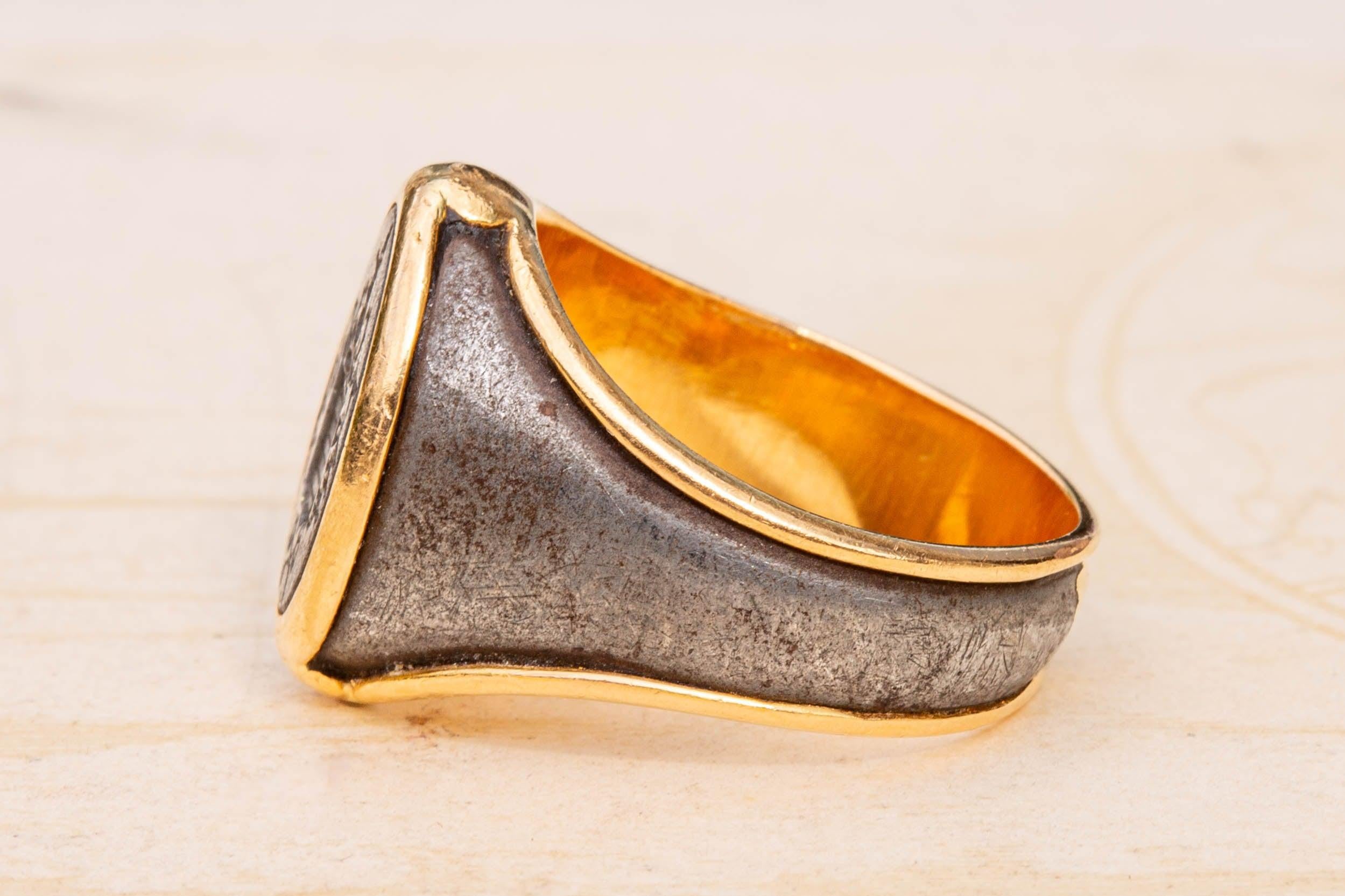 Portugiesisches Siegel aus Stahl und Gold im Zustand „Gut“ im Angebot in London, GB