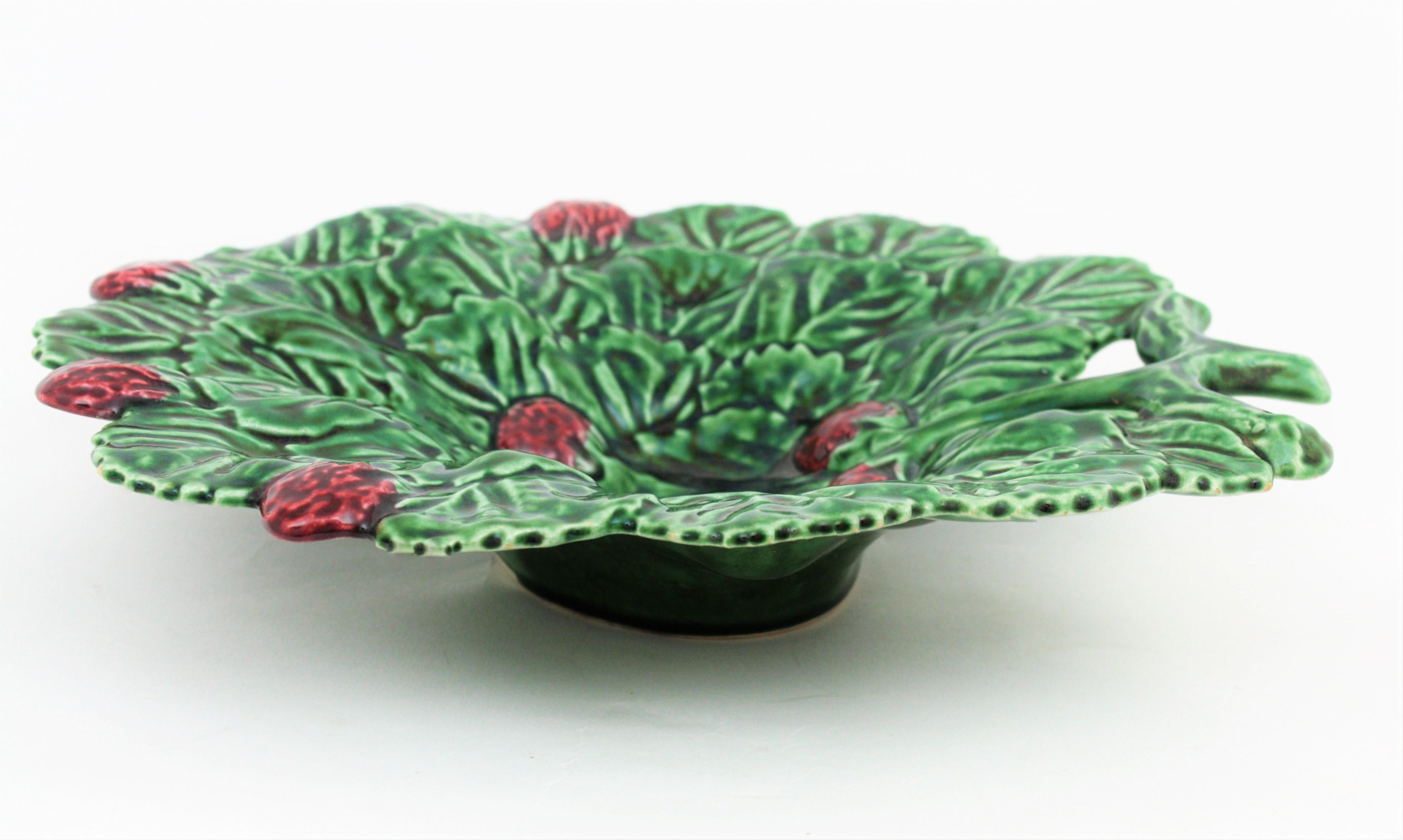 Portuguese Strawberry Leaf Glazed Ceramic Decorative Platter For Sale 4