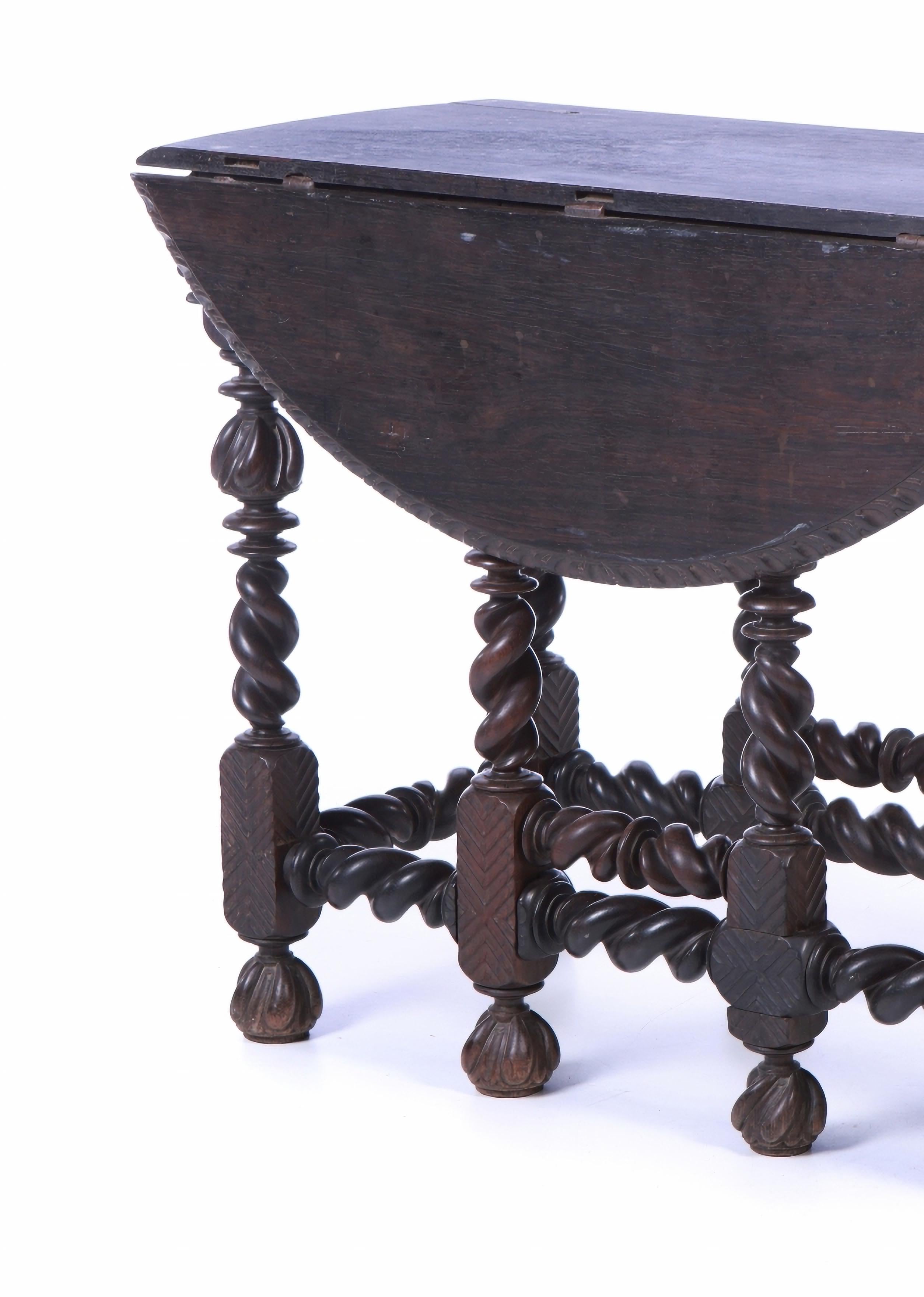 Baroque Table de table portugaise du XVIIe siècle