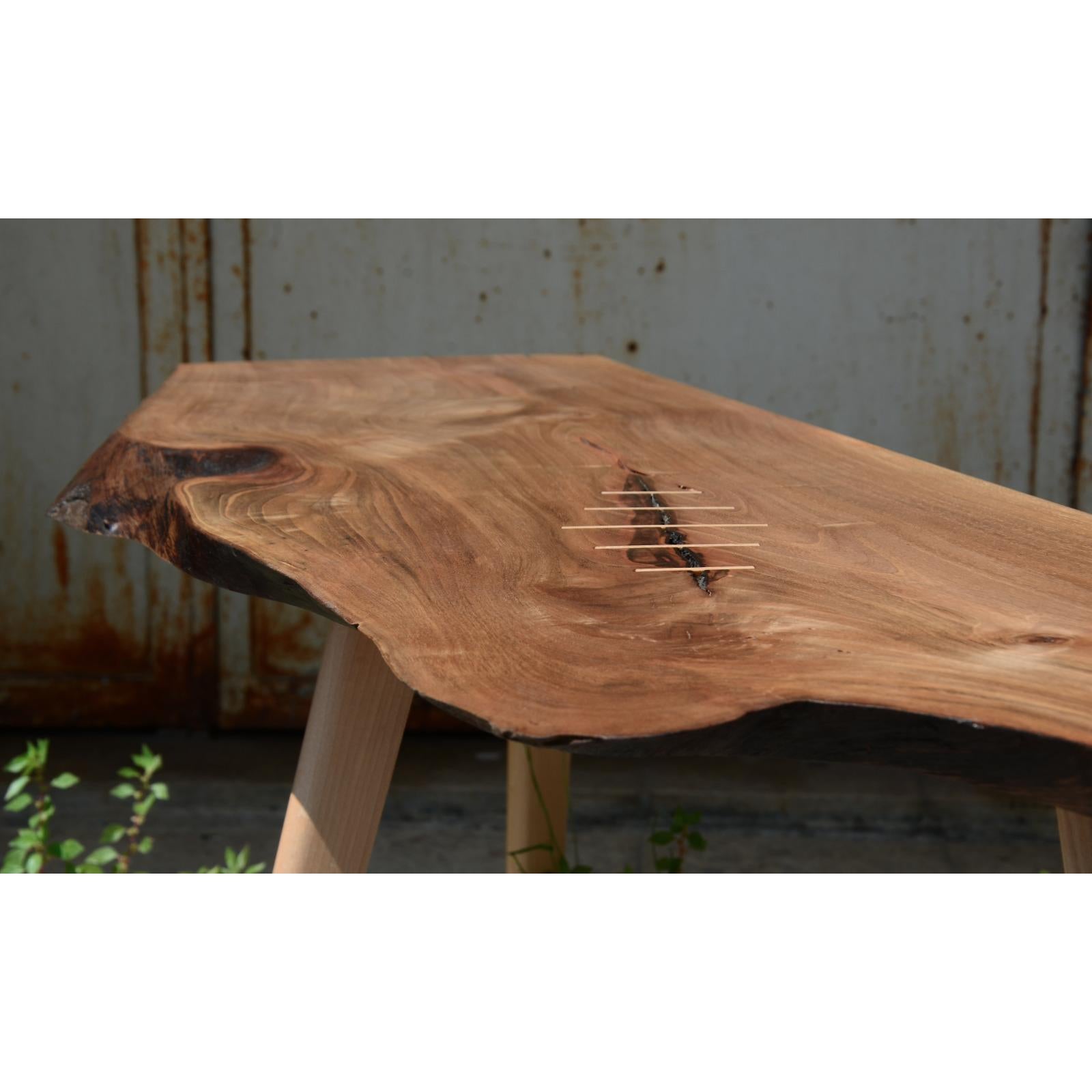Mesa de centro de nogal portugués Portugués en venta
