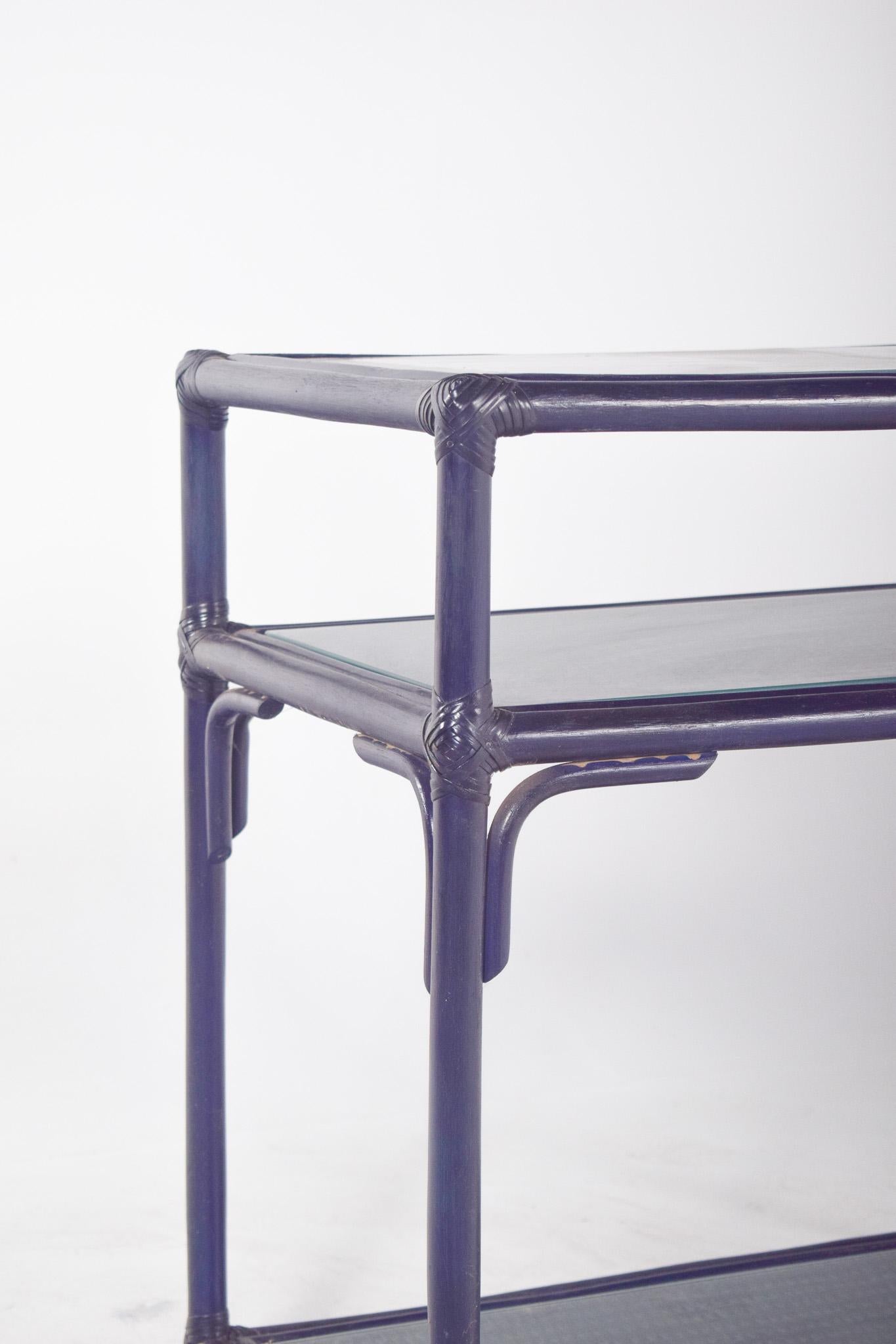 Portuguese Wicker Side Table Painted Blue In Good Condition For Sale In Lisboa, Lisboa