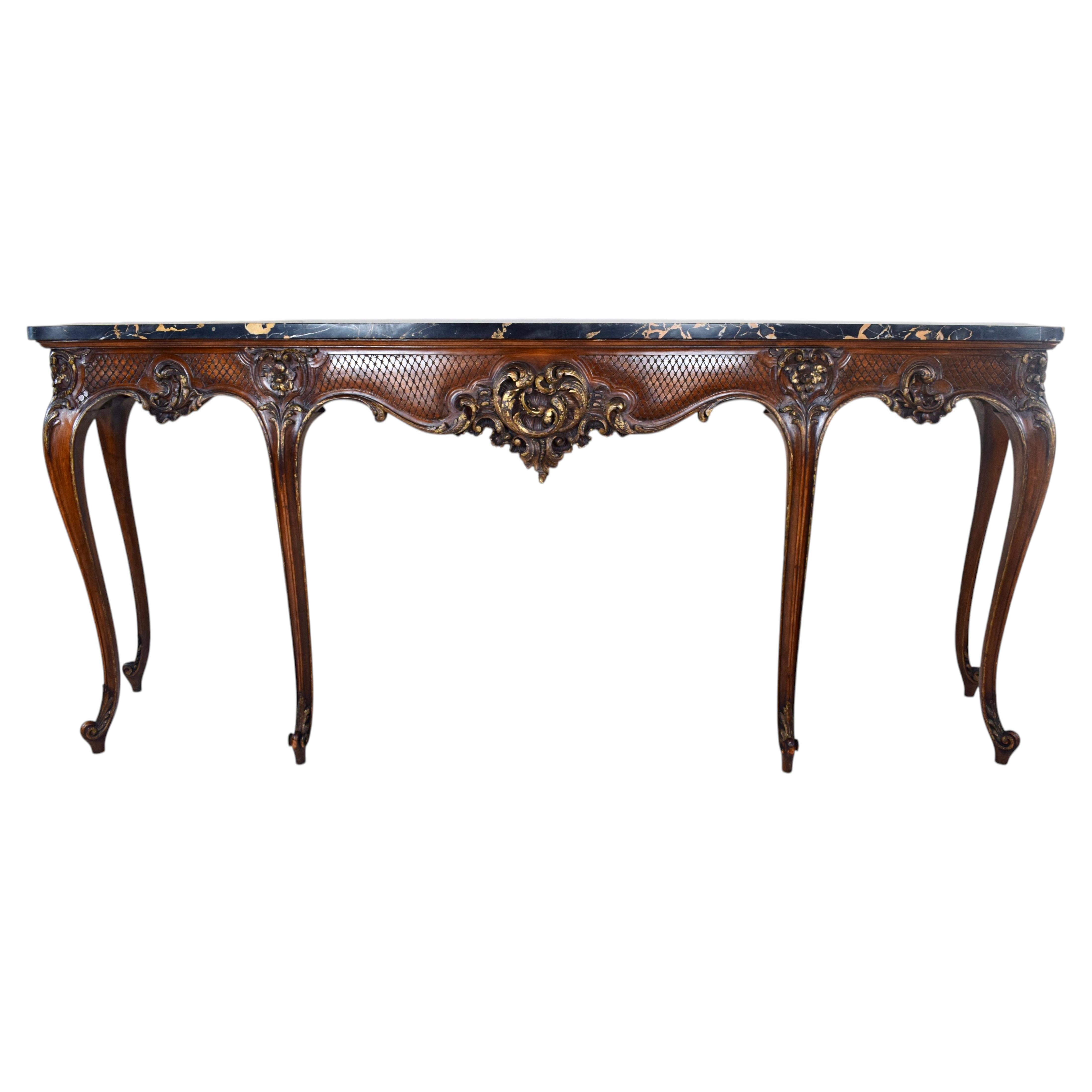 Maßgefertigter Konsolentisch im Louis-XV-Stil mit Marmorplatte von Porturo – exquisite Schnitzereien im Angebot