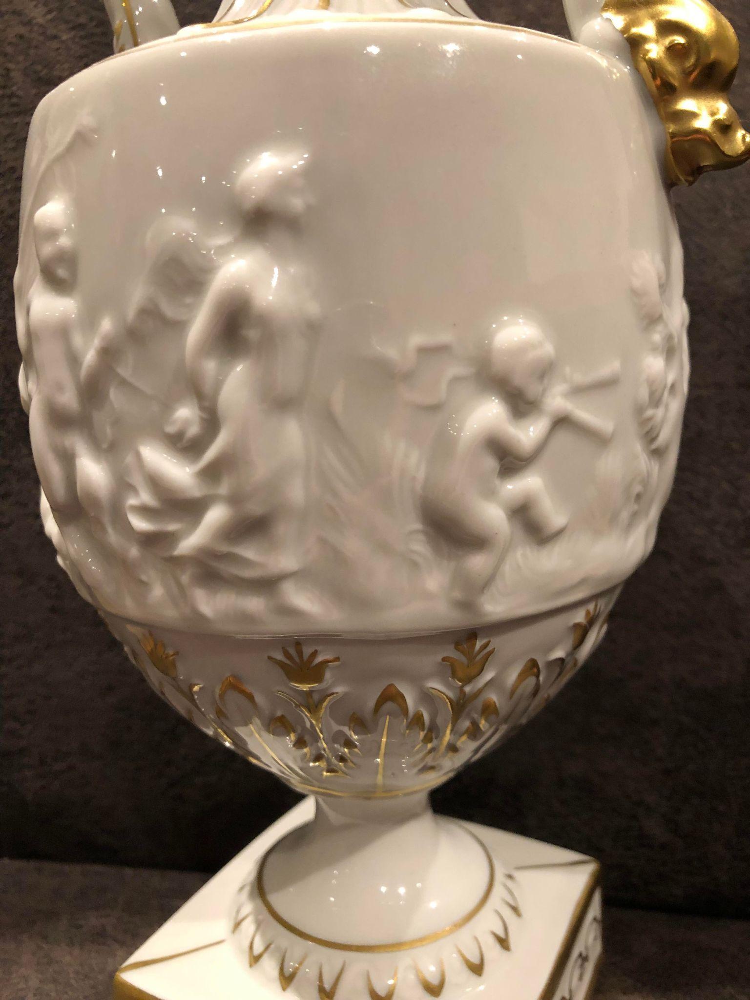 Porcelaine Vase en porcelaine plaque Porzellanmanufactur en vente