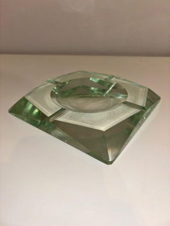 Cendrier unique en cristal facetté Fontana Arte 1950s