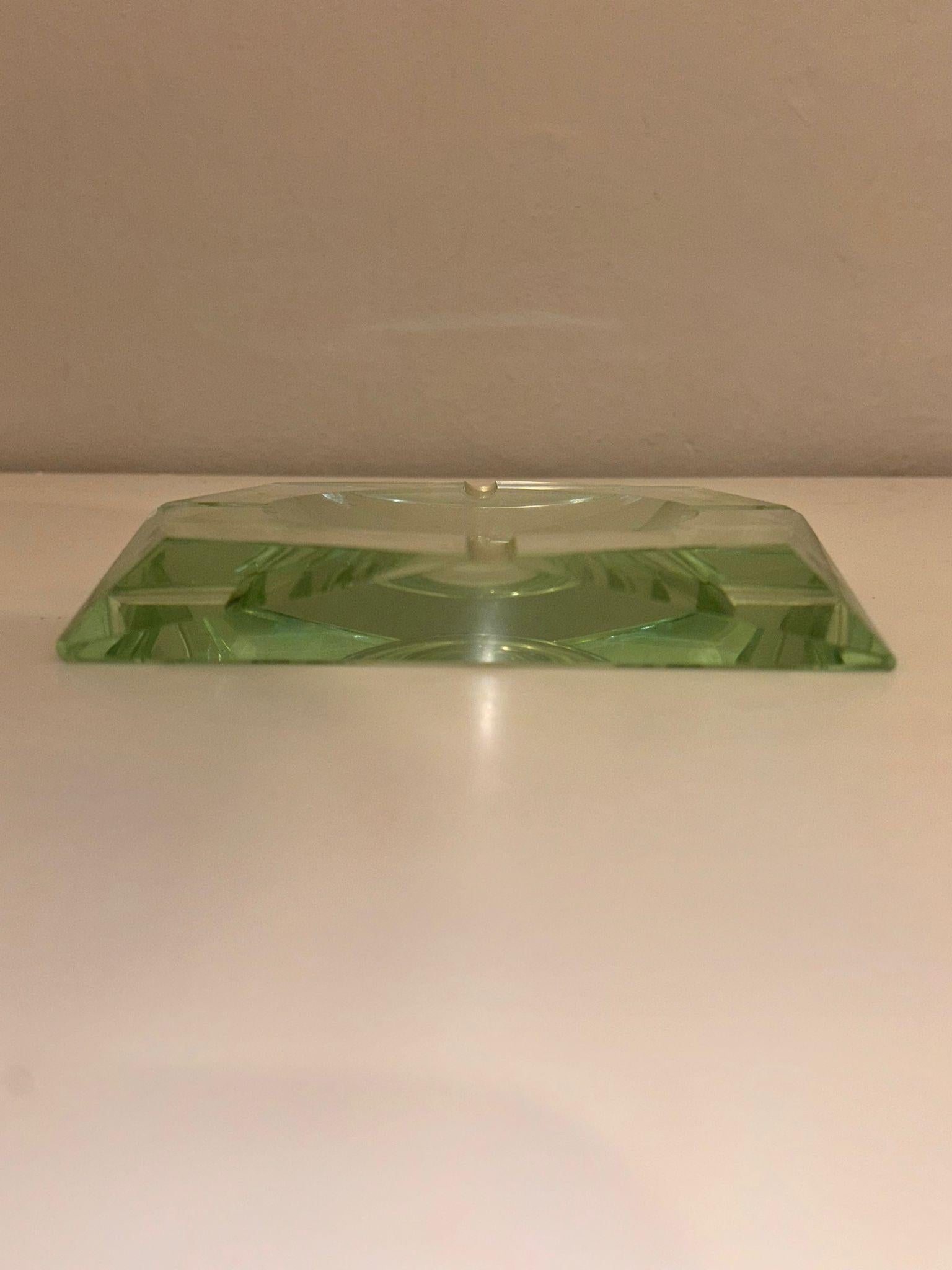 Mid-Century moderno Posacenere in cristallo sfaccettato unicamente diamante Fontana Arte 1950 in vendita