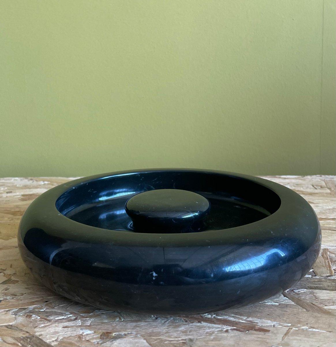 Aschenbecher aus schwarzem Marmor von Angelo Mangiarotti für Knoll, Italien, 1960er Jahre (Italian) im Angebot