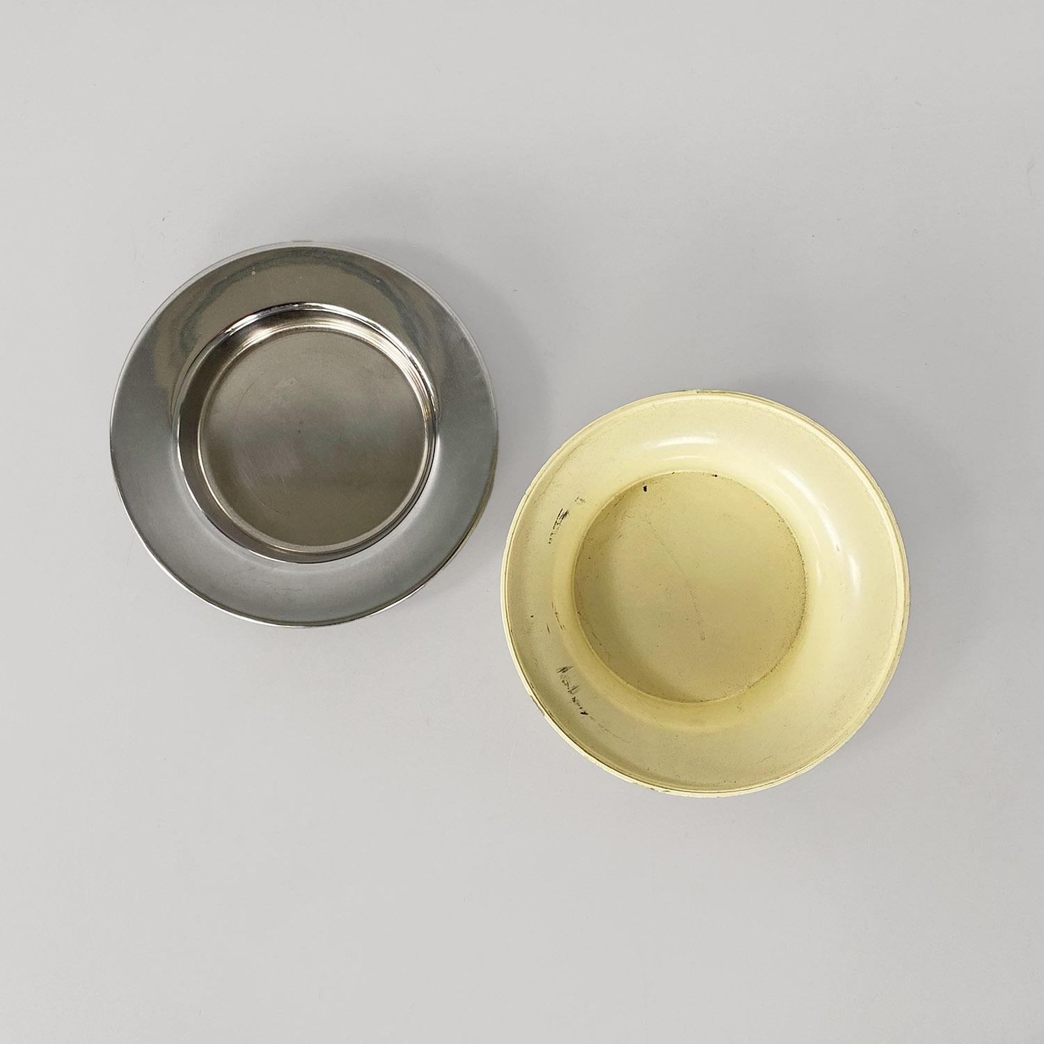 Cenicero moderno italiano de metal y plástico de Gino Colombini para Kartell, años 70 Late 20th Century en venta