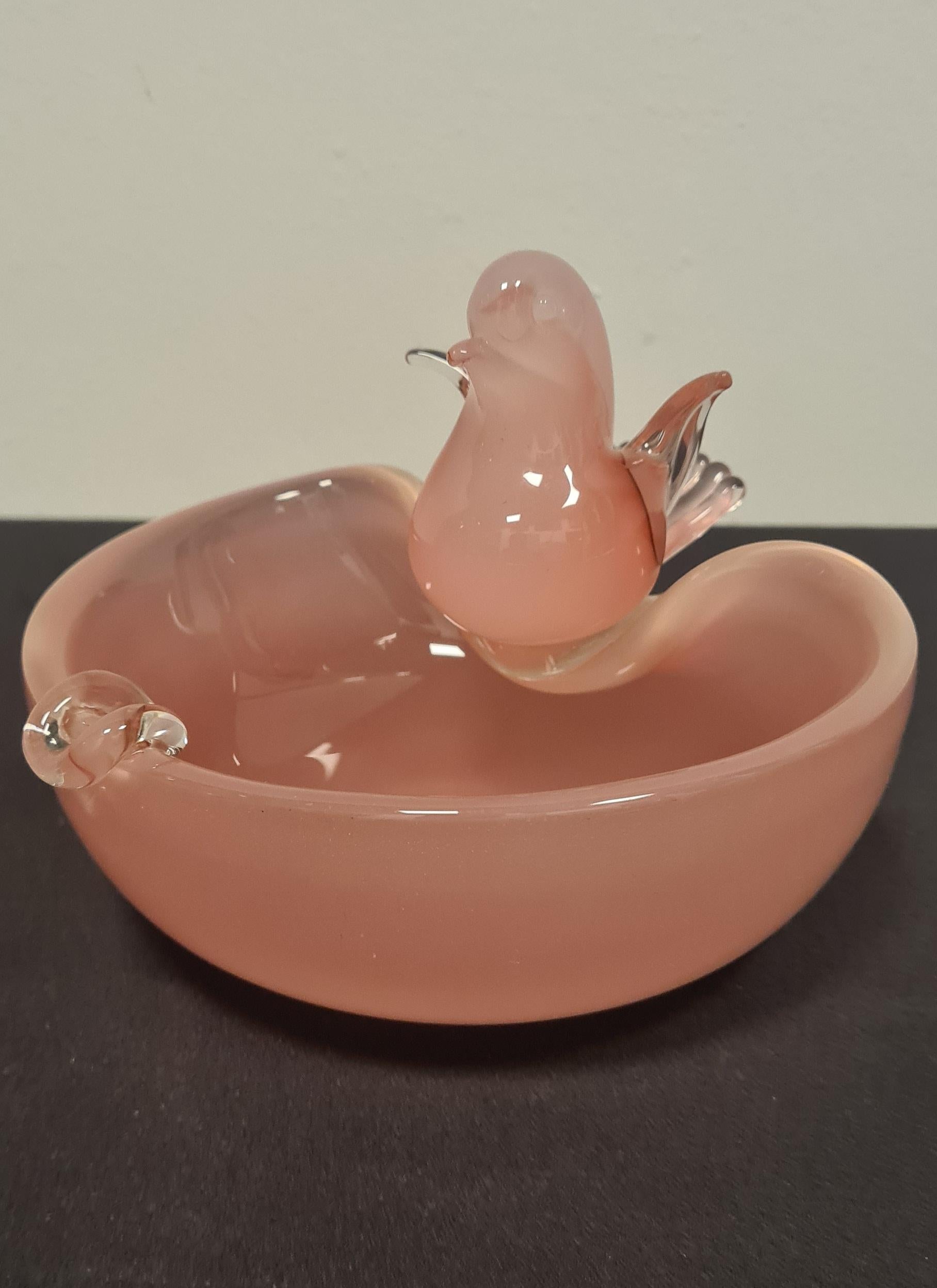Opalescent pink glass ashtray by Archimede Seguso For Sale 4
