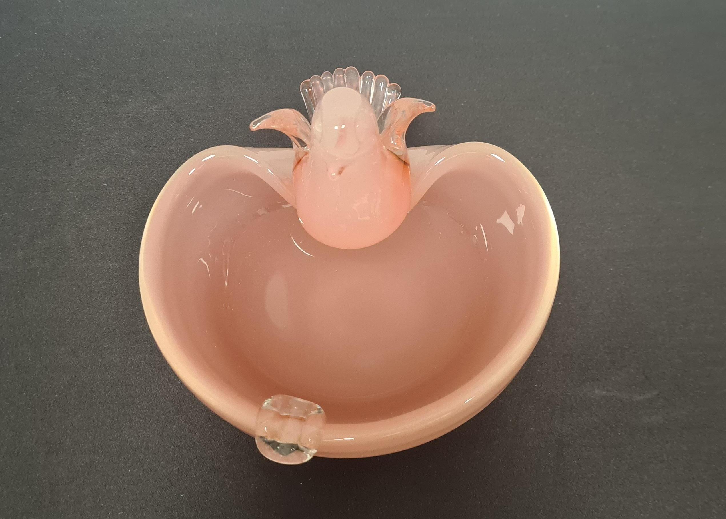 Italian Opalescent pink glass ashtray by Archimede Seguso For Sale