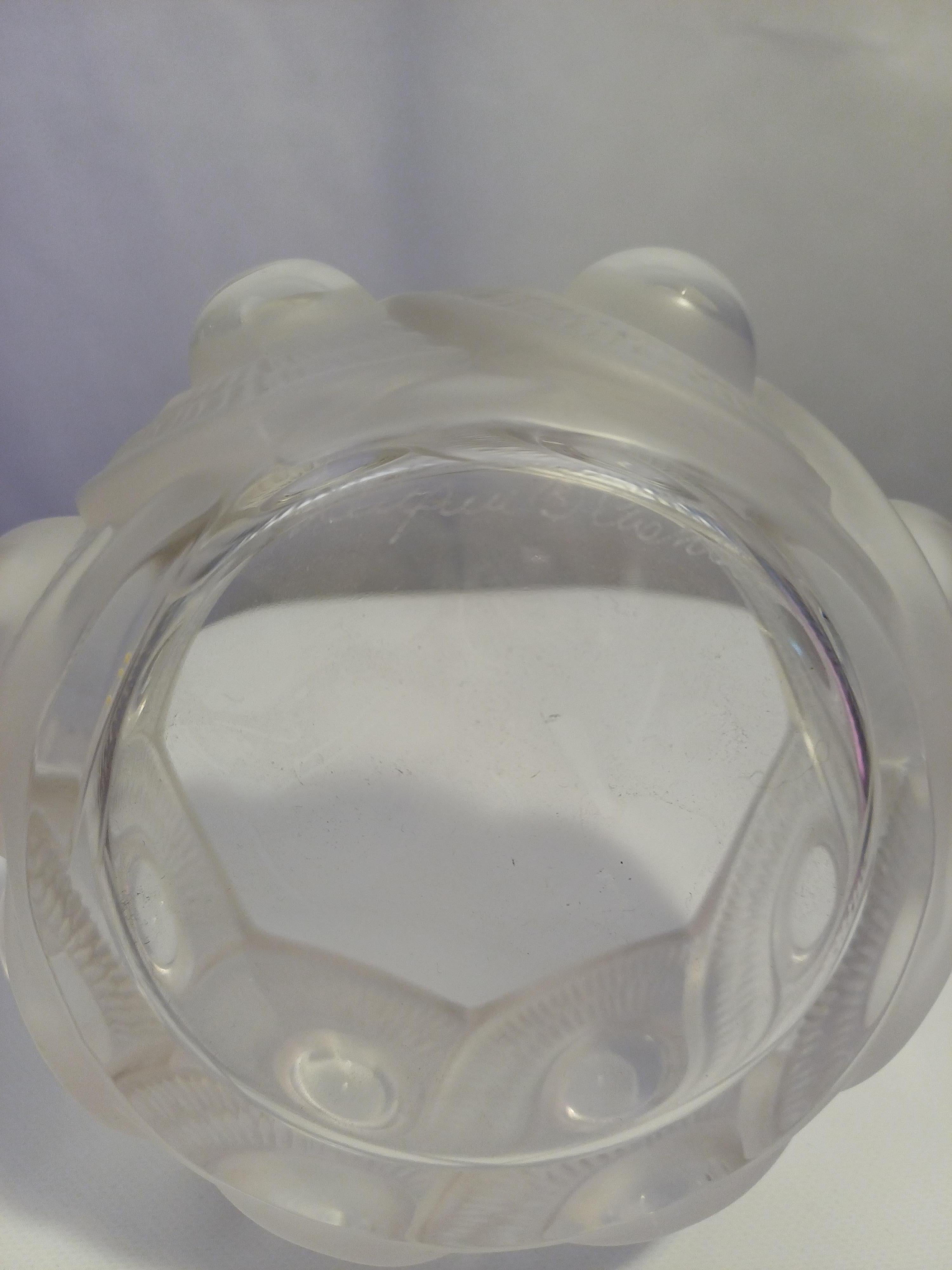 Cenicero o cuenco de cristal de Lalique 20th Century en venta