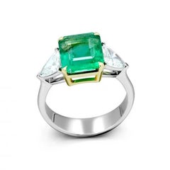 Posh 3.01 carat Emerald Diamond 18K Gold Ring for Her