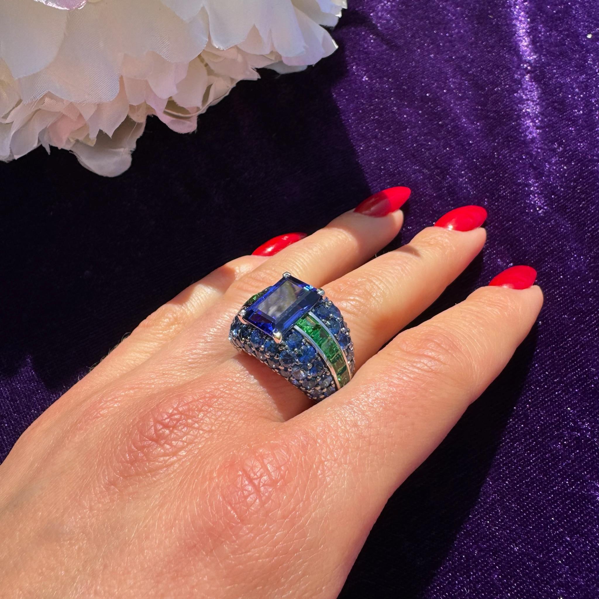 Rough Cut Posh Blue Sapphire Tanzanite 18K White Gold Ring For Her For Sale