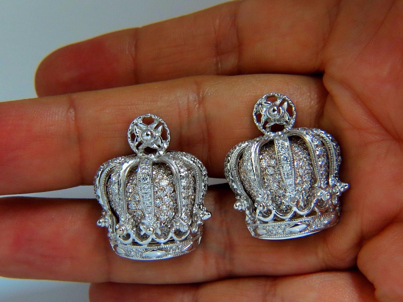 Women's or Men's Posh Britt 3D Royal Crown 6.00 Carat Diamonds Cufflinks 18 Karat Kingship For Sale