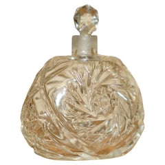 POSH FRENCH ANTIQUE CUT GLASS CRYSTAL COLLECTABLE DRESSiNG TABLE PERFUME BOTTLE