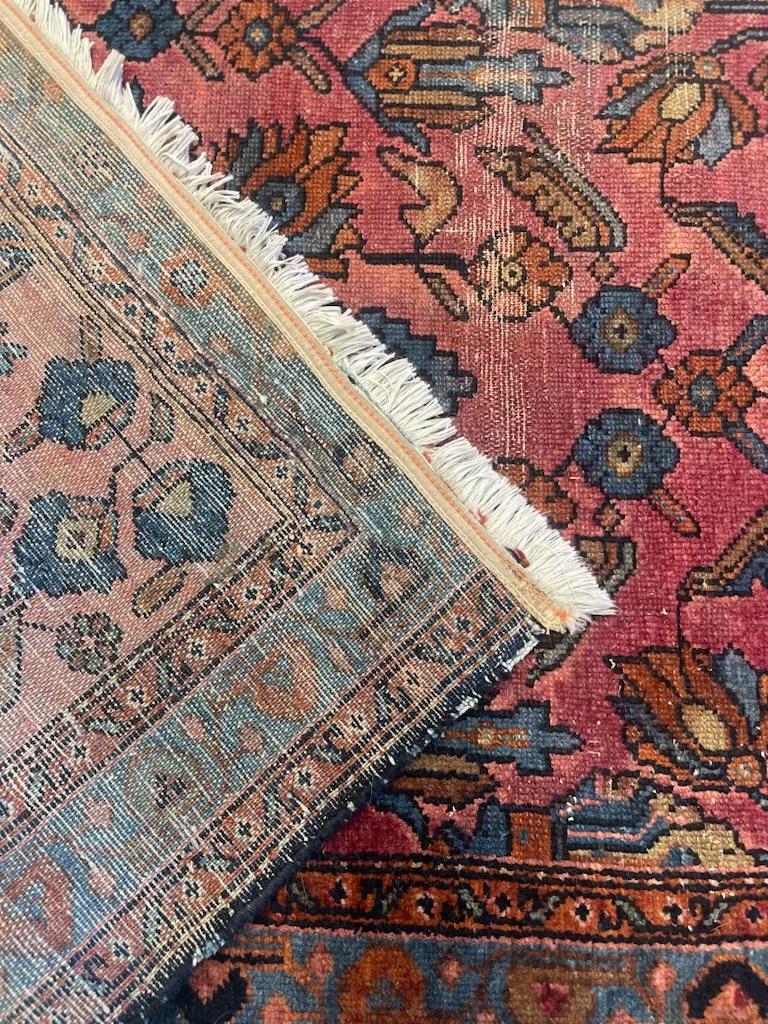 Possiblement ancien tapis persan Hamadan, laine nouée à la main. Bon état - En vente à Seattle, WA