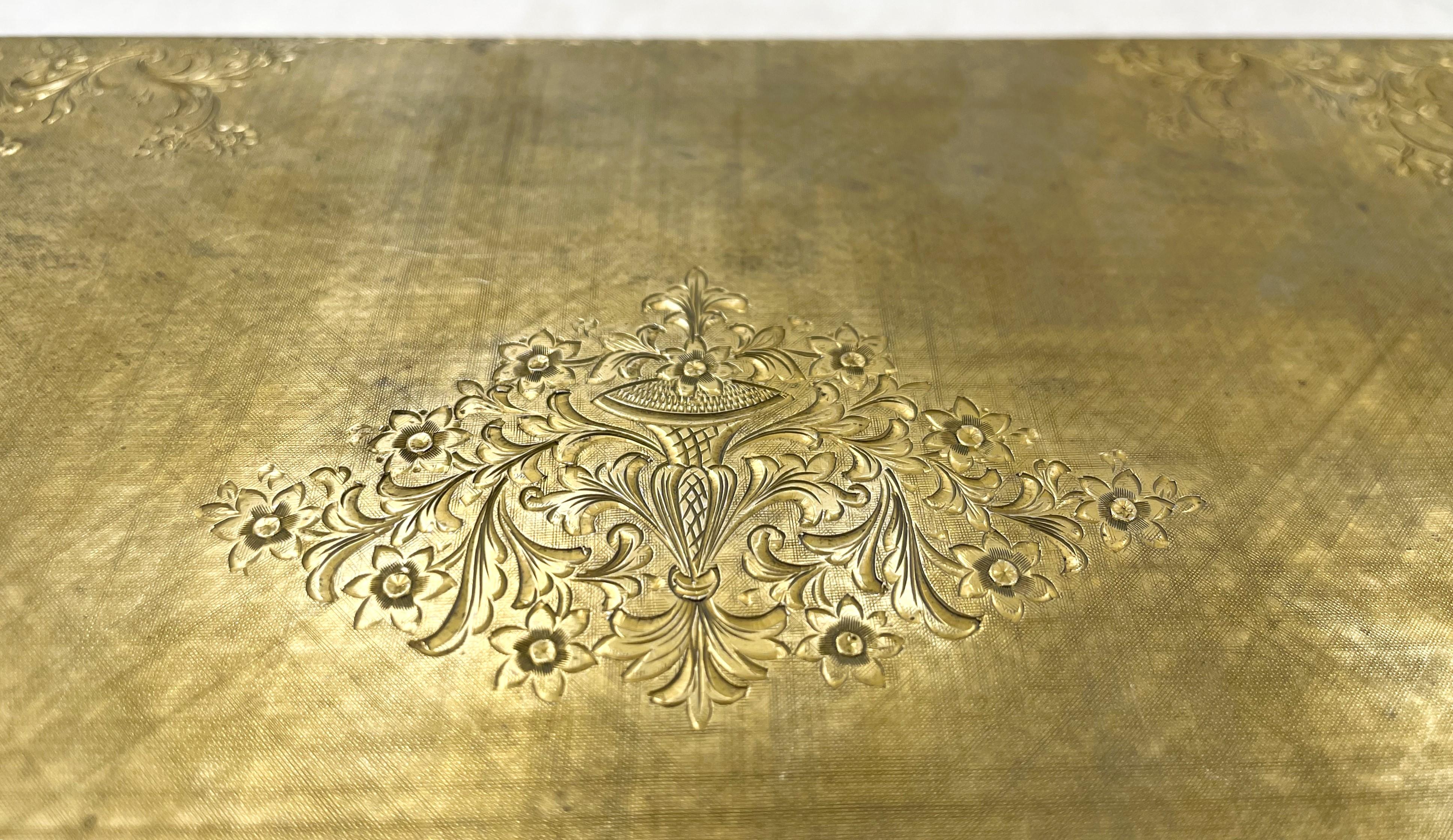 Possibly Buccellati Gilt Silver Tablebox In Good Condition For Sale In New York, NY