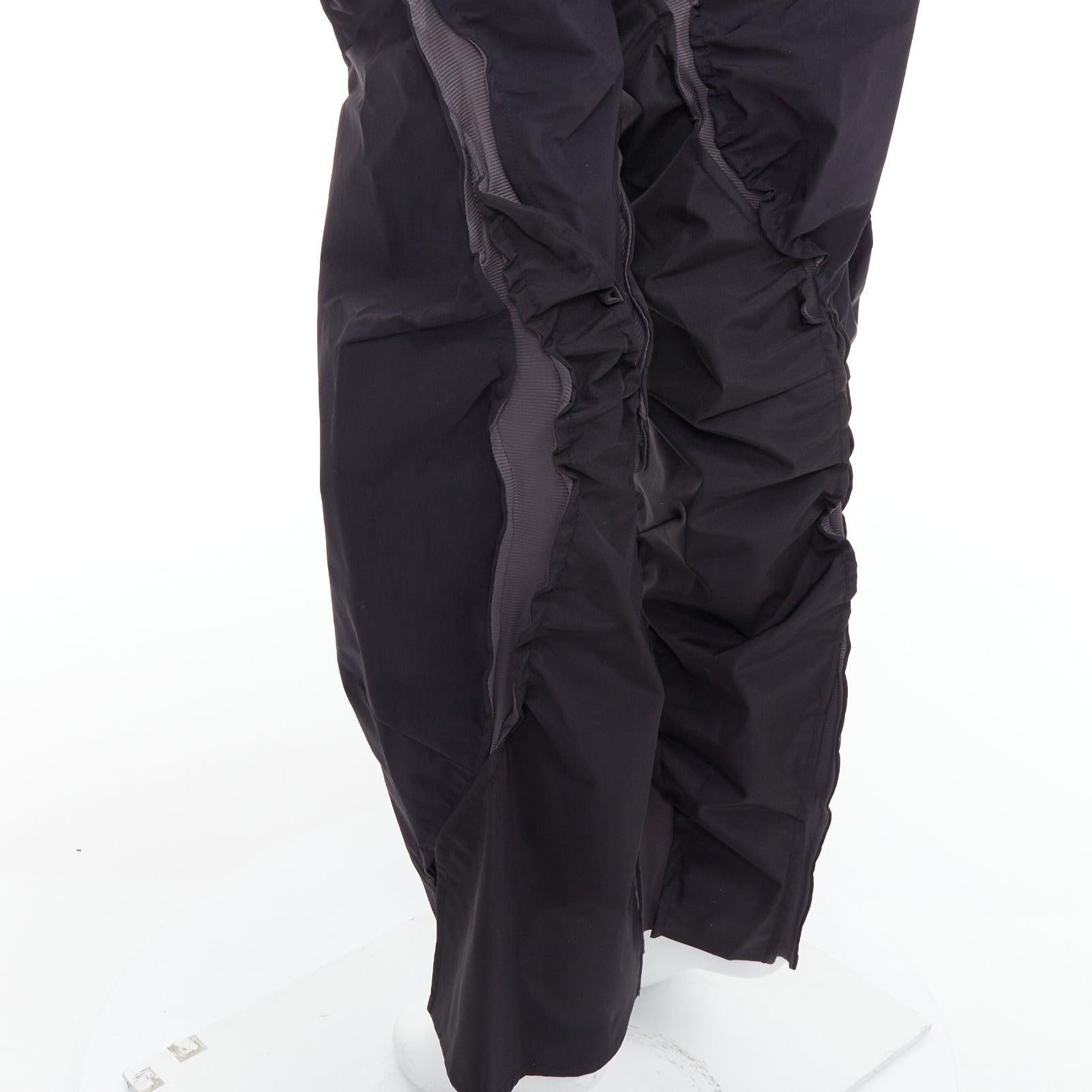 POST ARCHIVE FACTION 6.0 Technical Left black deconstructed pants S
Reference: TGAS/E00824
Brand: Post Archive Faction
Model: 6.0 Technical Pants Left
Material: Nylon, Blend
Color: Black
Pattern: Solid
Closure: Zip Fly
Extra Details: Technical pants
