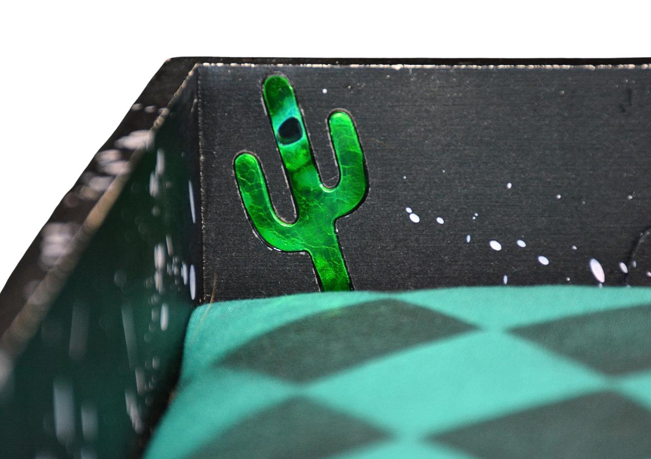 Post Modern 1980s Handmade Lacquered Box by Hollis Fingold, Signed For Sale 4