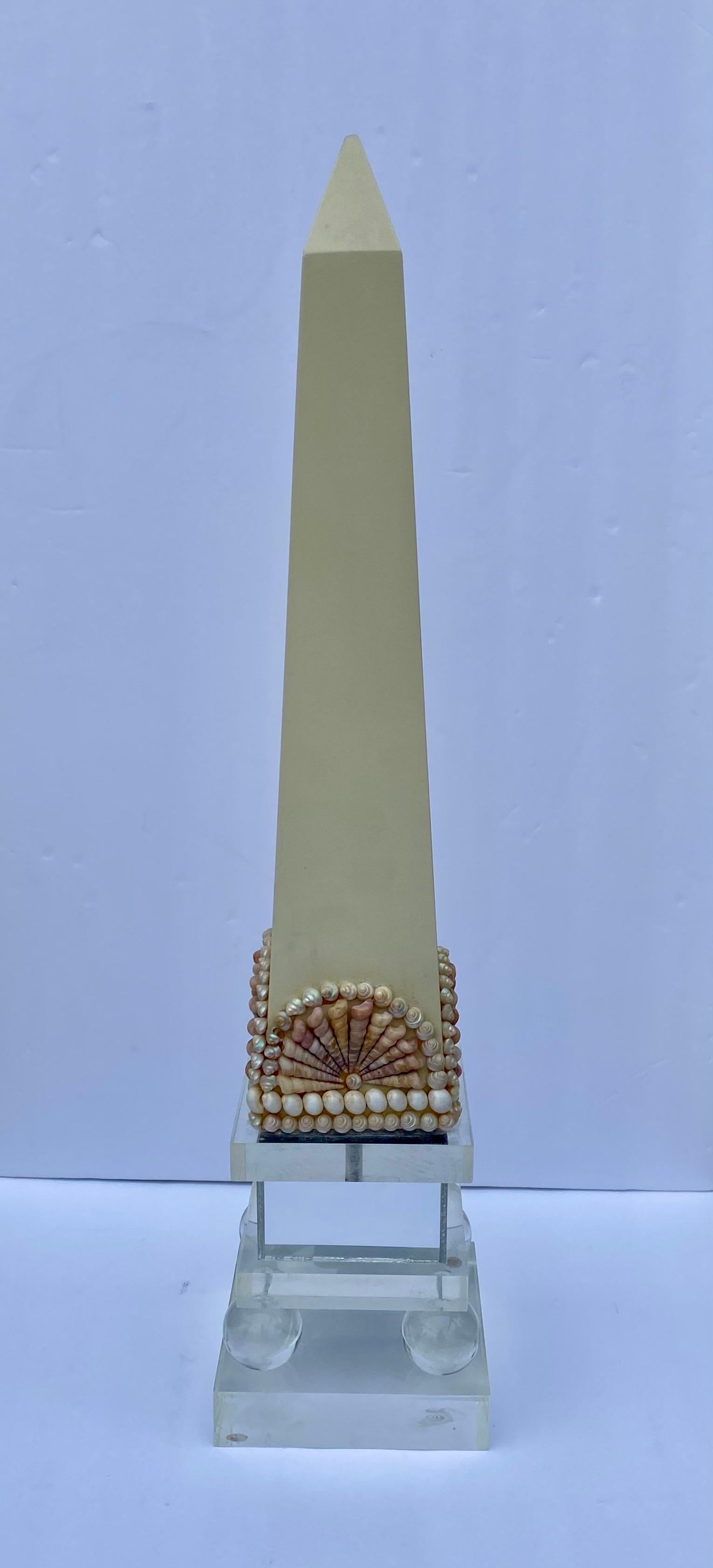 Post-Modern Post Modern 1980s Lucite Shell Seashell Mirror Lacquer Obelisk Table Sculpture For Sale