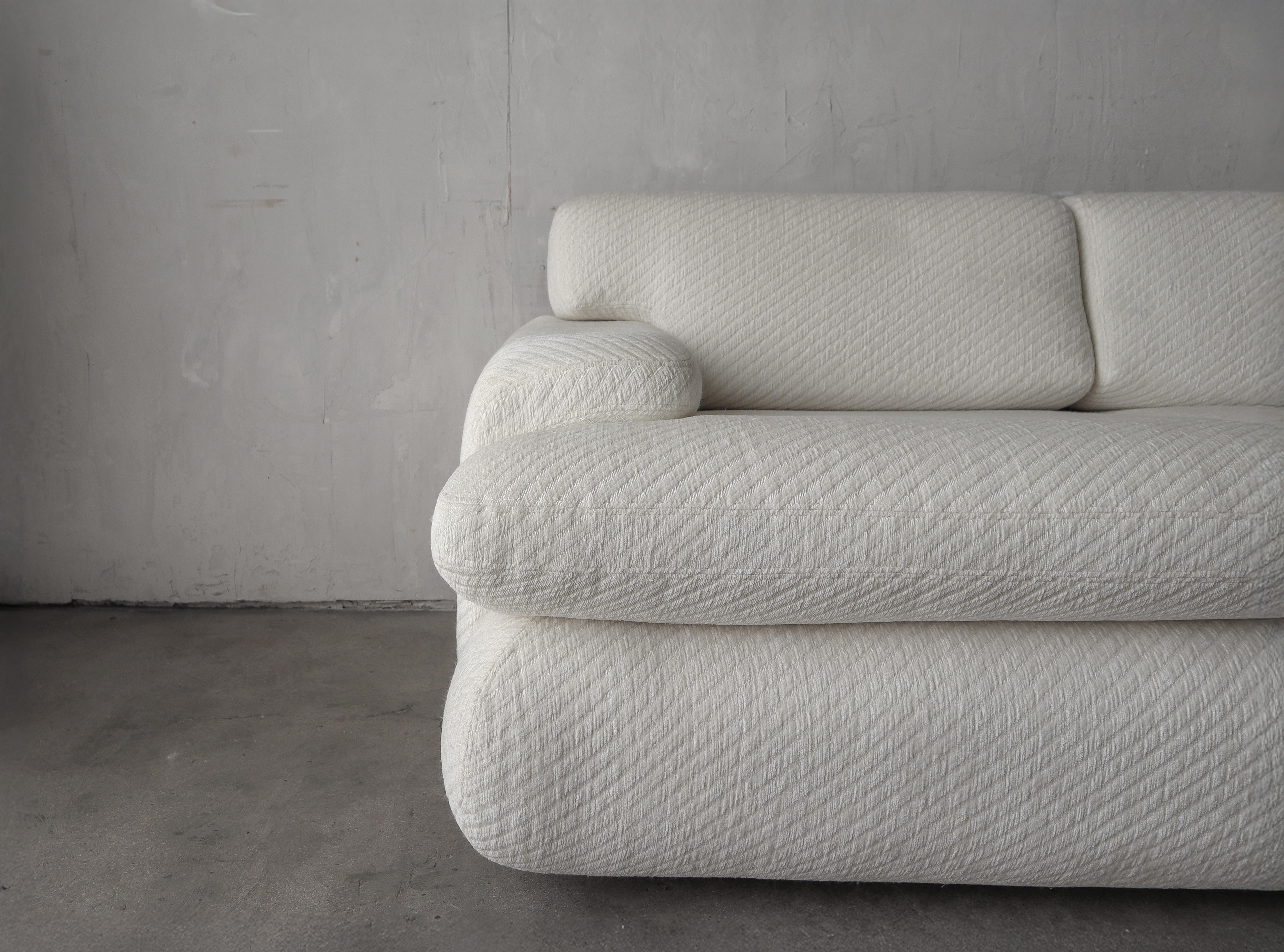 Post Modern 2 Seat Sofa by Vladimir Kagan for Preview In Good Condition For Sale In Las Vegas, NV