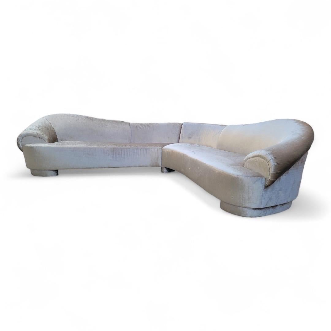 Américain Canapé sectionnel 2pc post-moderne Carsons Style Modernity Upholstering en velours en vente