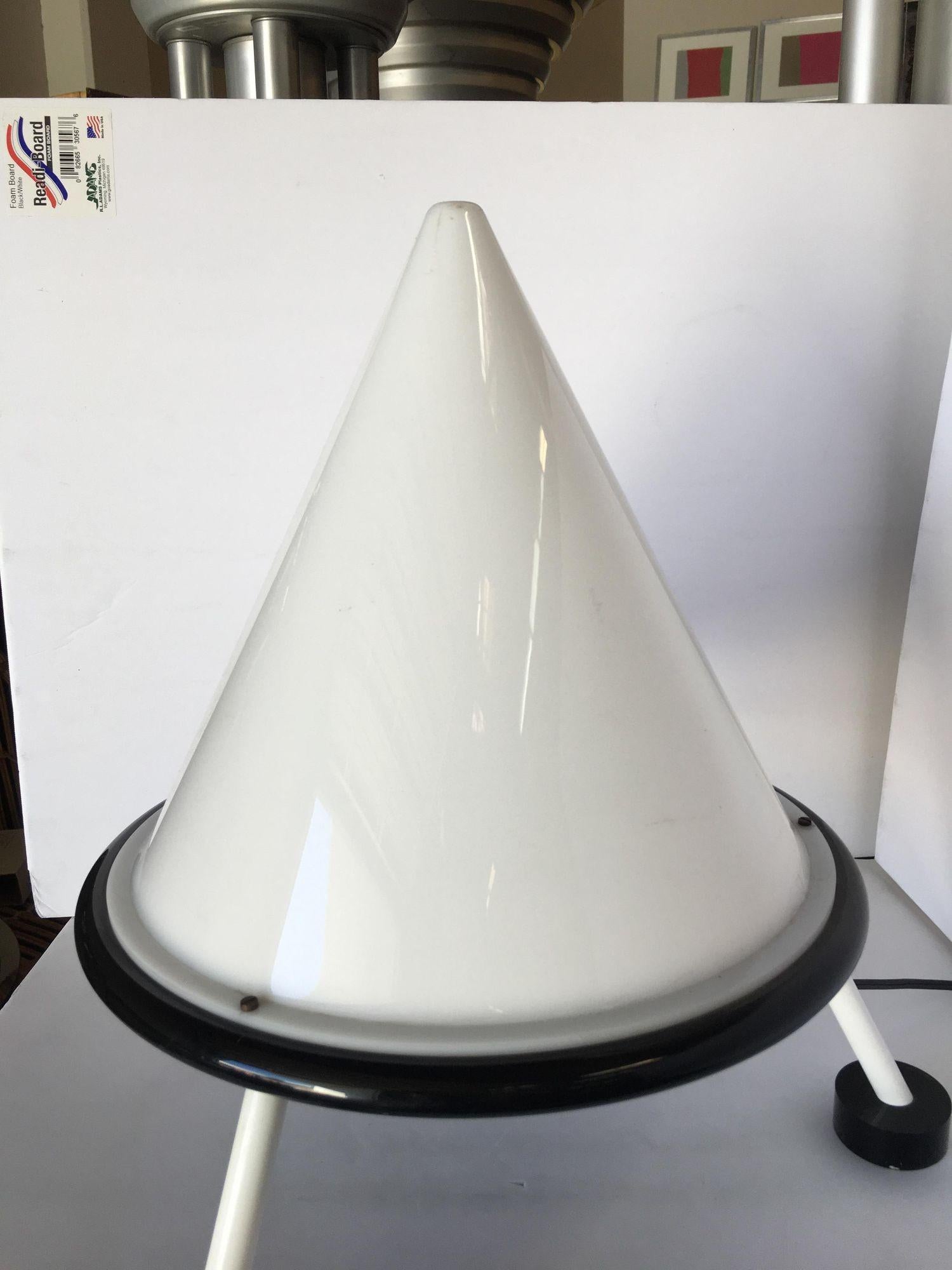 Post Modern Acrylic Geometric Cone Table Lamp For Sale 2