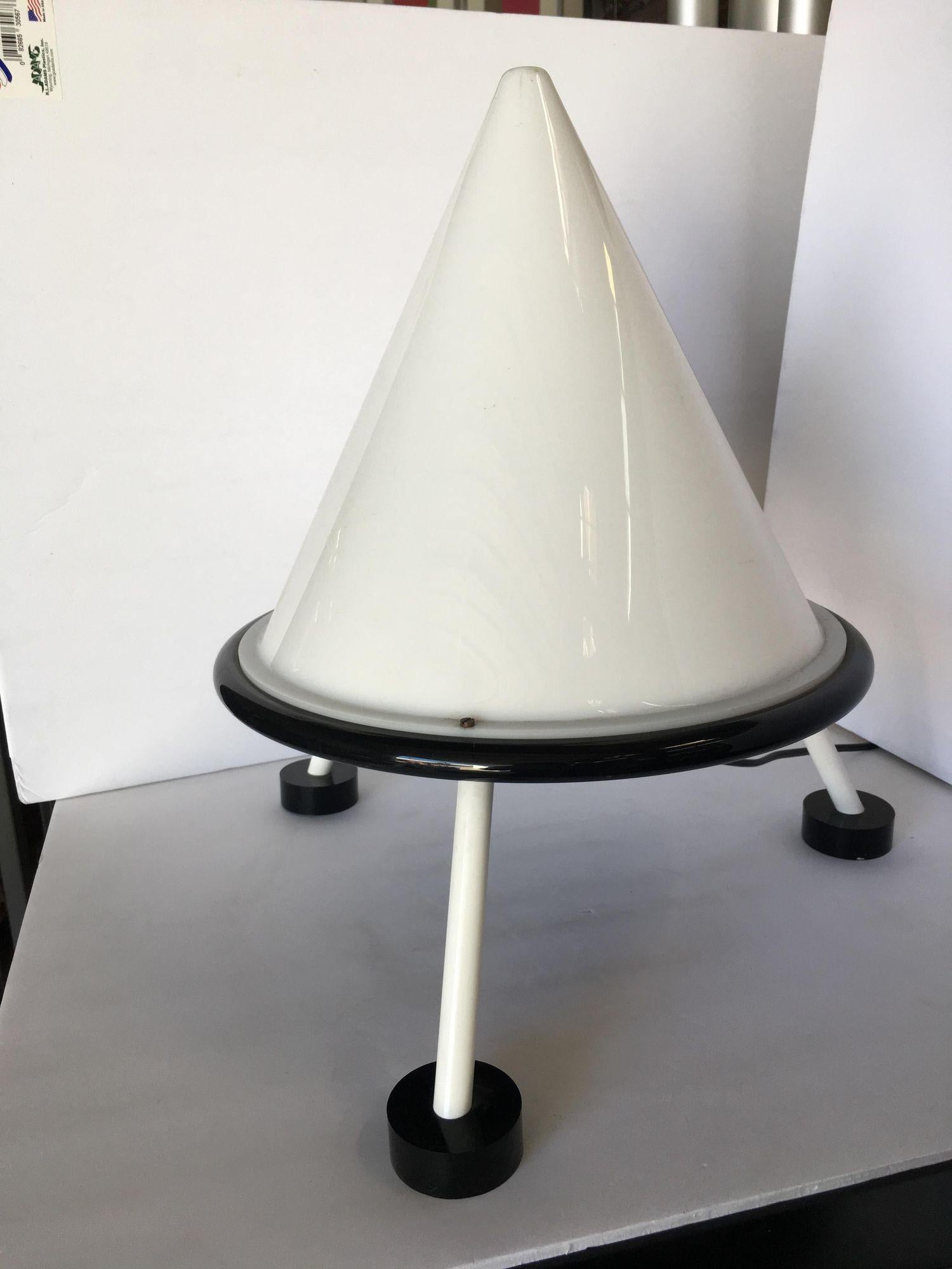 Post Modern Acrylic Geometric Cone Table Lamp For Sale 3