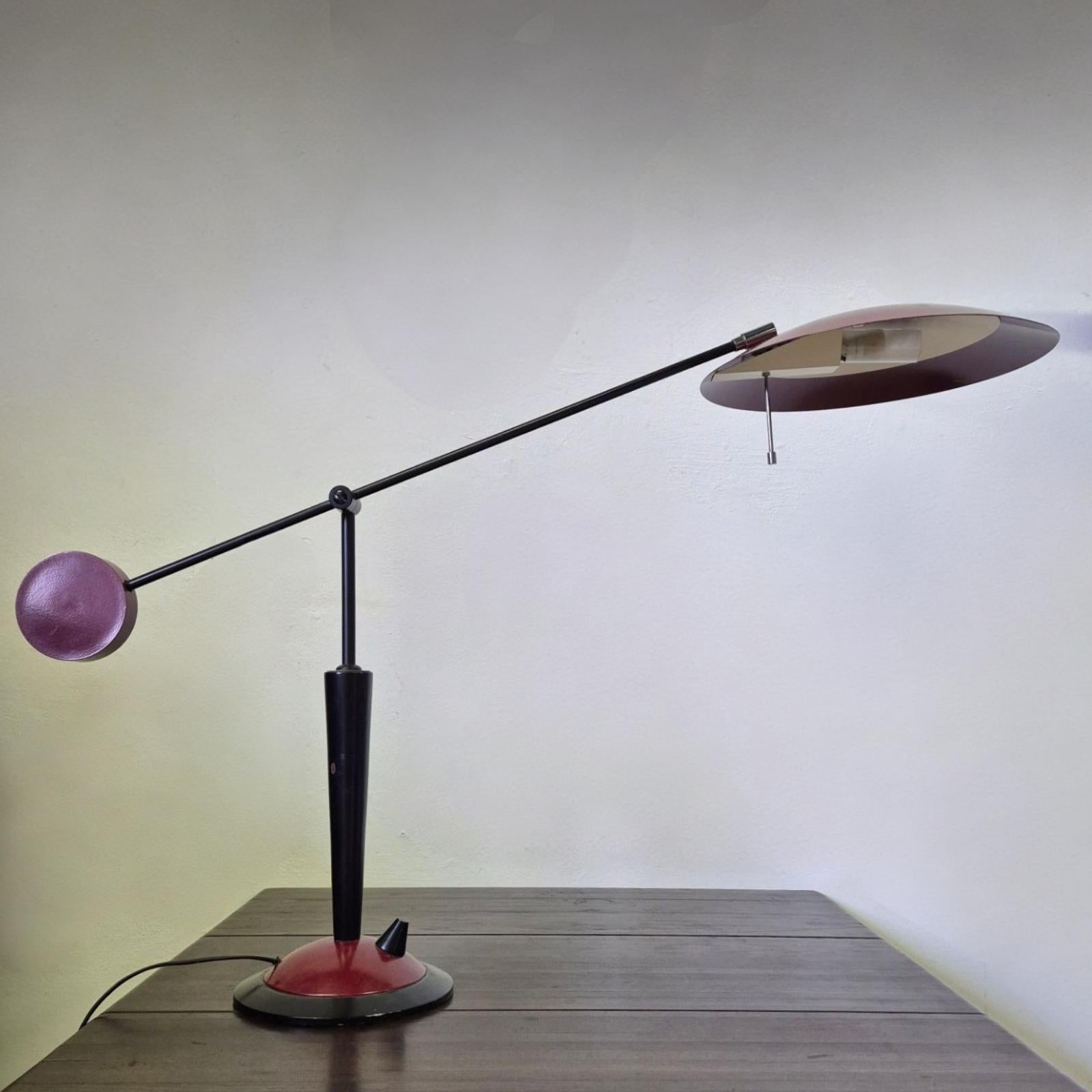 Post-Modern Post modern adjustable lamp by Herda, Netherlands 1980s For Sale