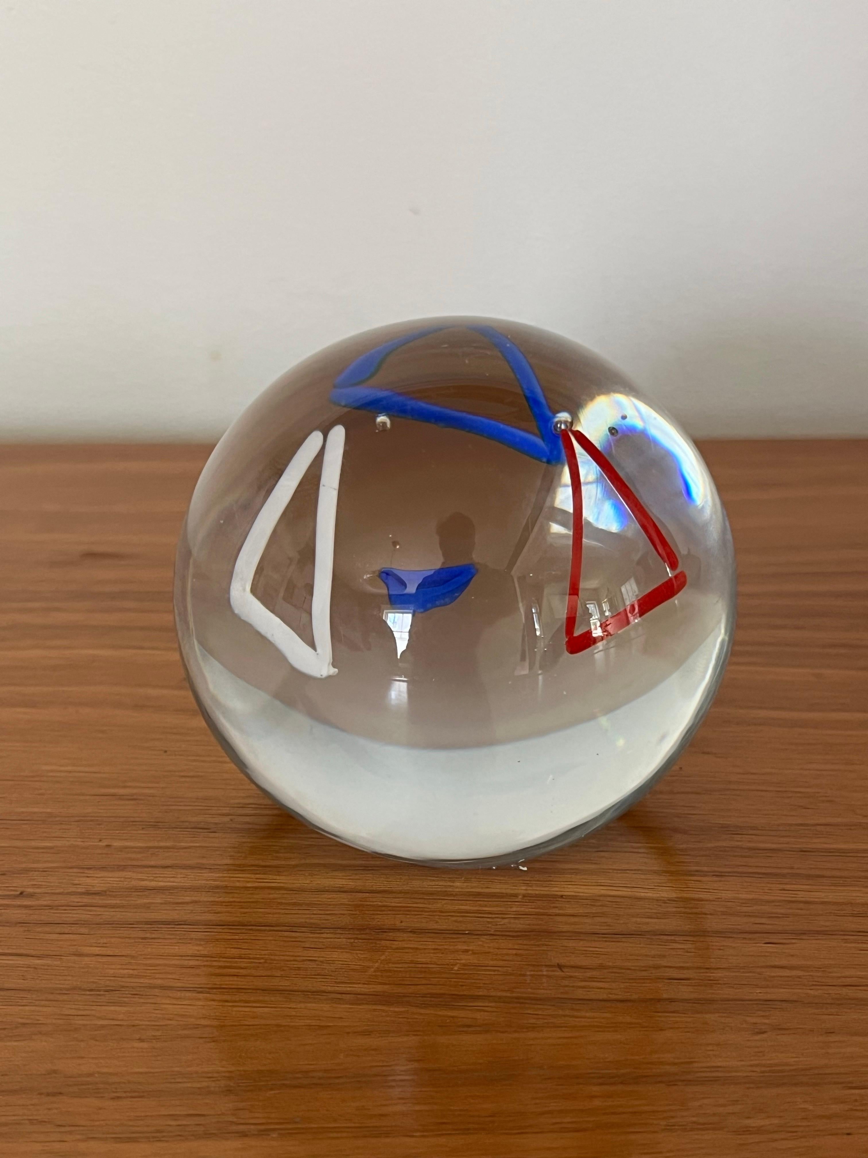 Pisapapeles / Escultura de vidrio artístico postmoderno de Svoboda Karlov Posmoderno en venta