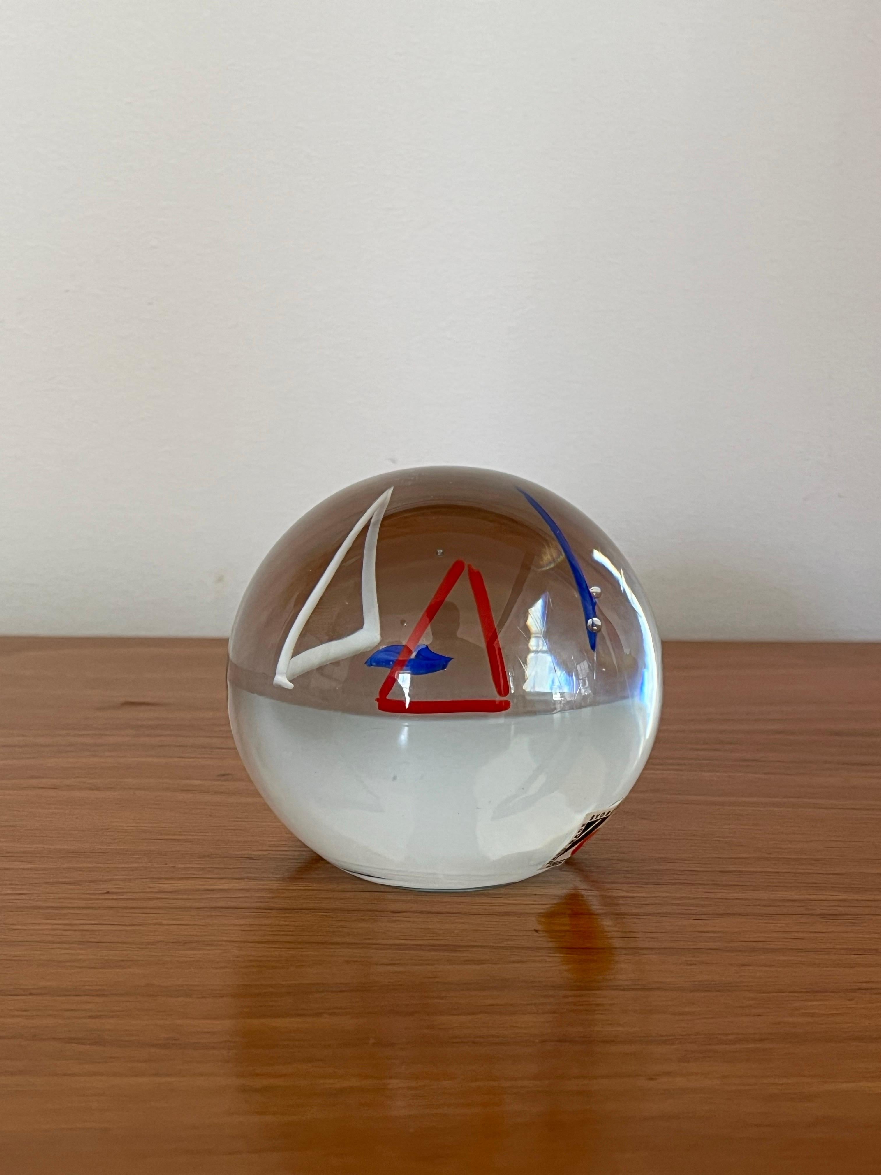 Pisapapeles / Escultura de vidrio artístico postmoderno de Svoboda Karlov en Bueno estado para la venta en W Allenhurst, NJ