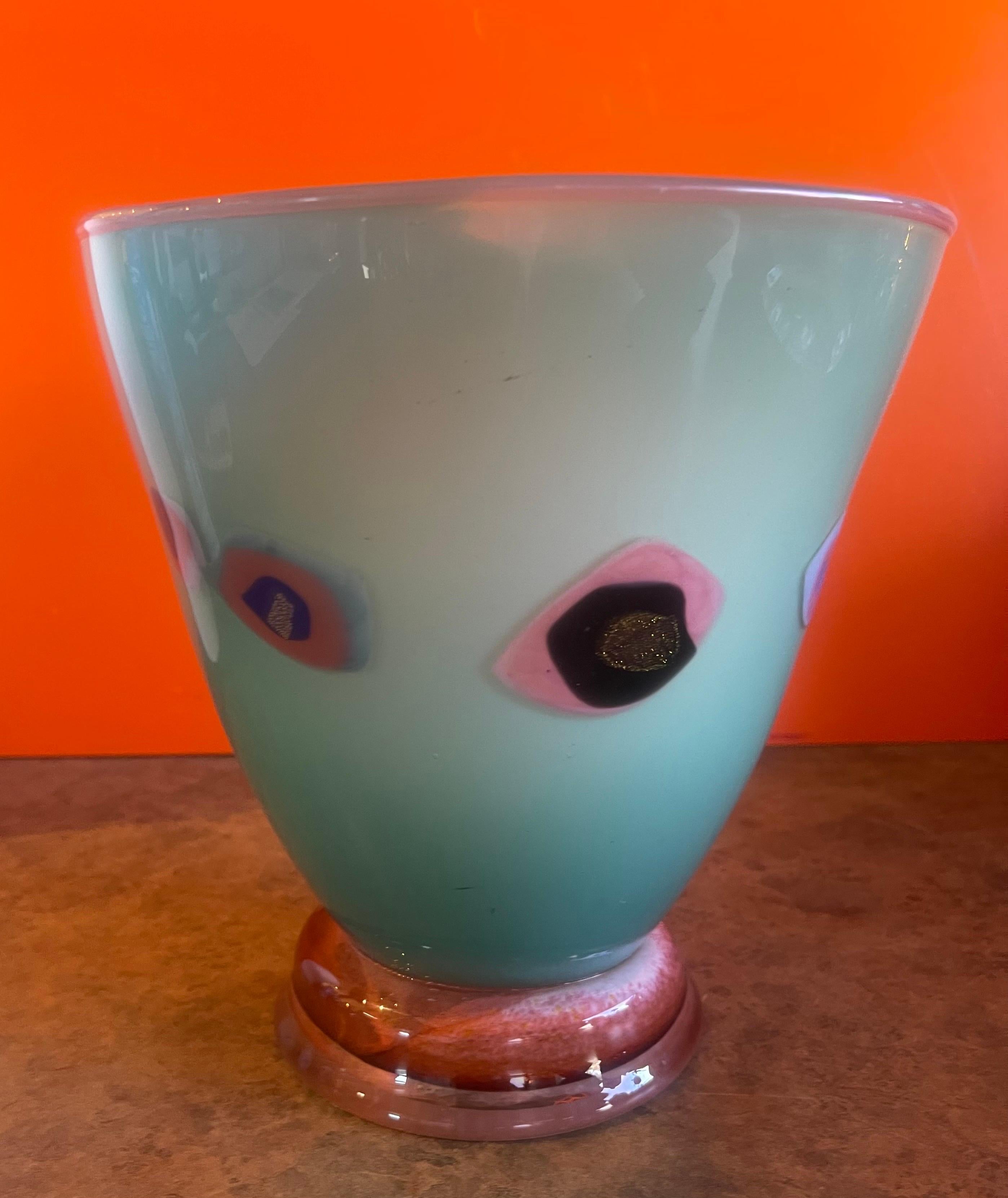 Post-Modern Art Glass Vase by Jon Oakes In Good Condition For Sale In San Diego, CA