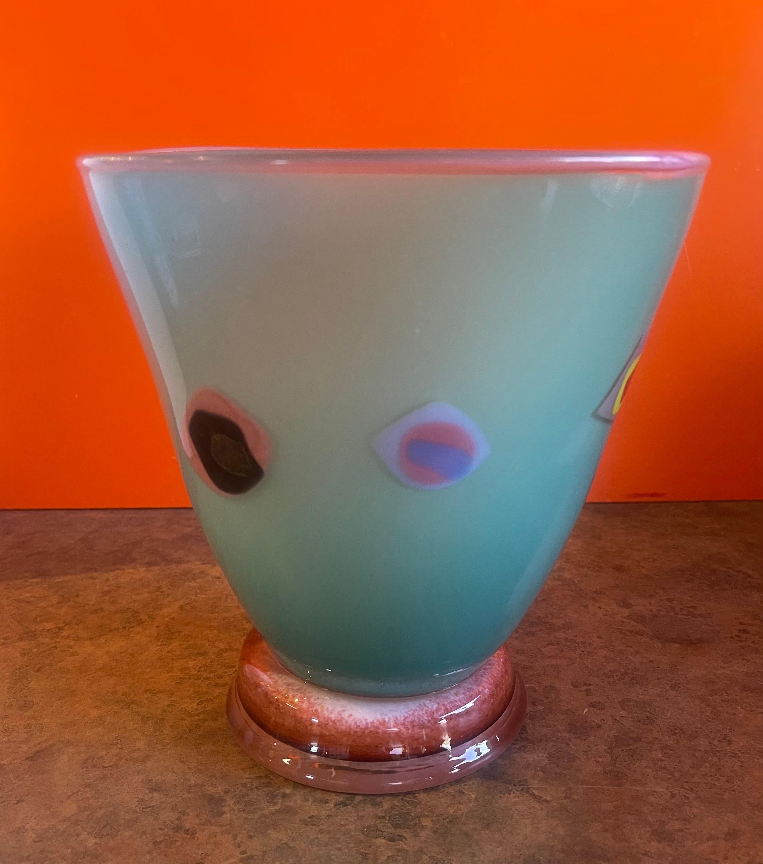 Post-Modern Art Glass Vase by Jon Oakes For Sale 1