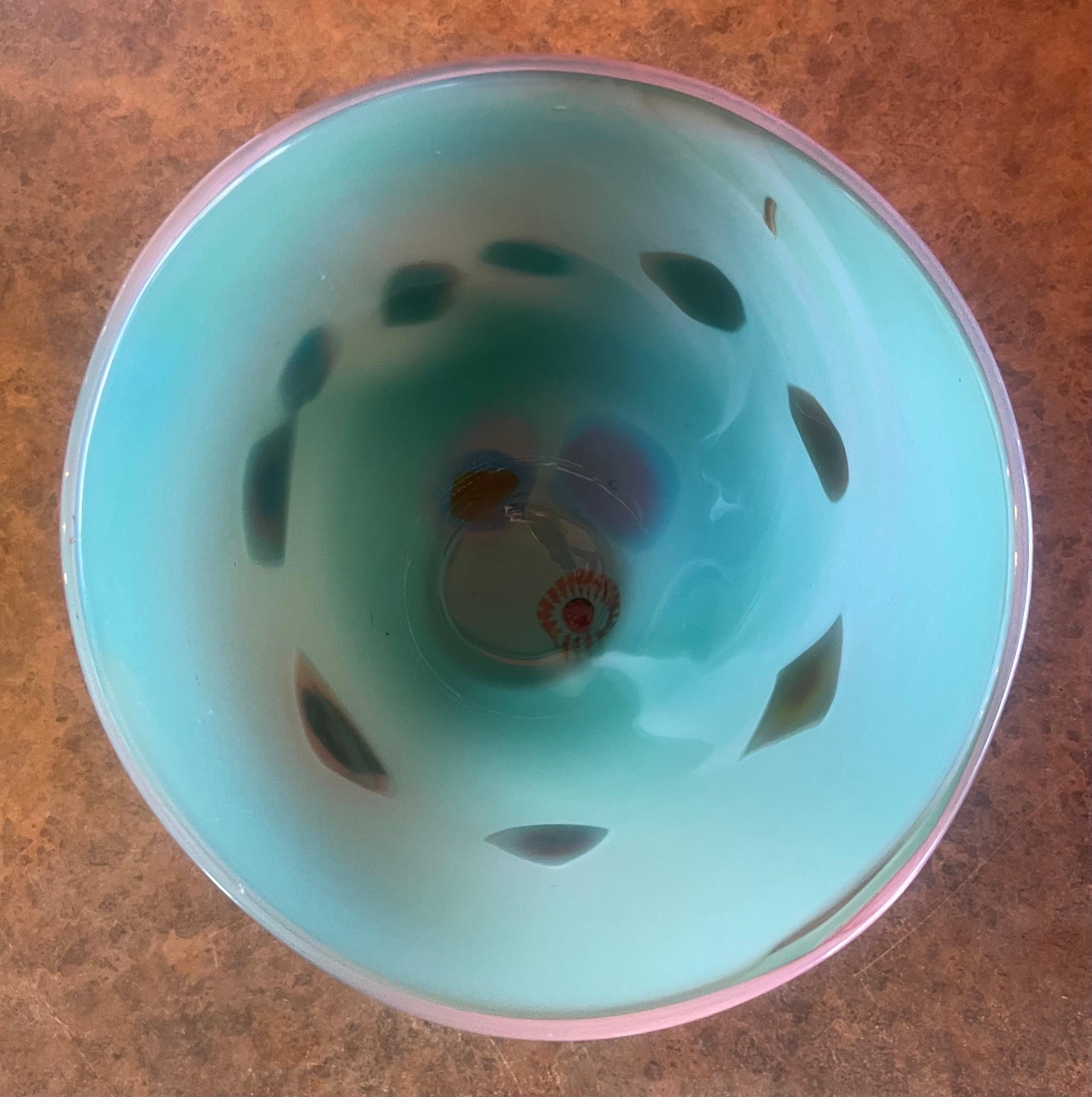 Post-Modern Art Glass Vase by Jon Oakes For Sale 4