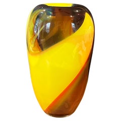 Vintage Post-Modern Art Glass Vase by Leon Applebaum