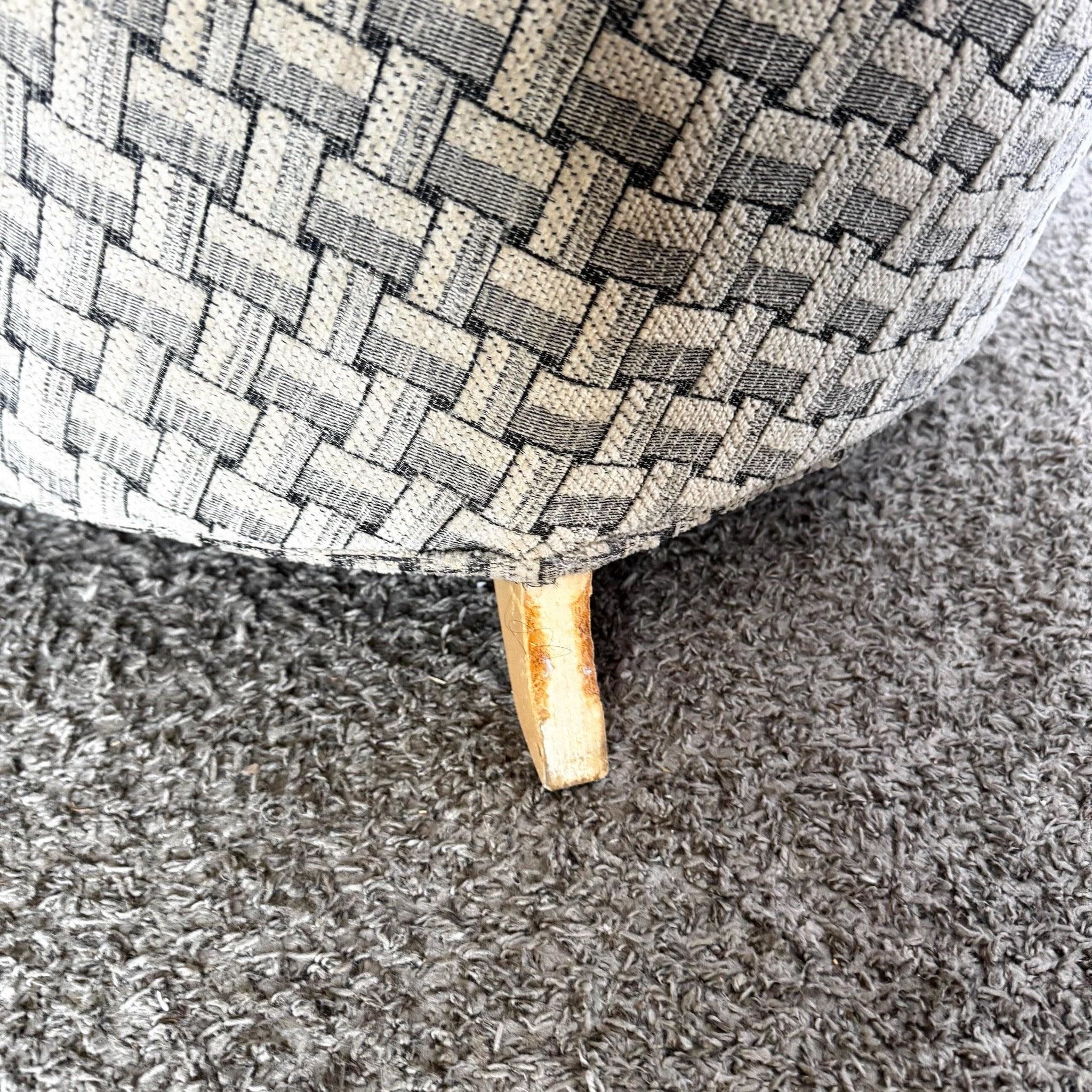 Post Modern Ascending Clam Shell Lounge Chairs - A Pair In Good Condition For Sale In Delray Beach, FL