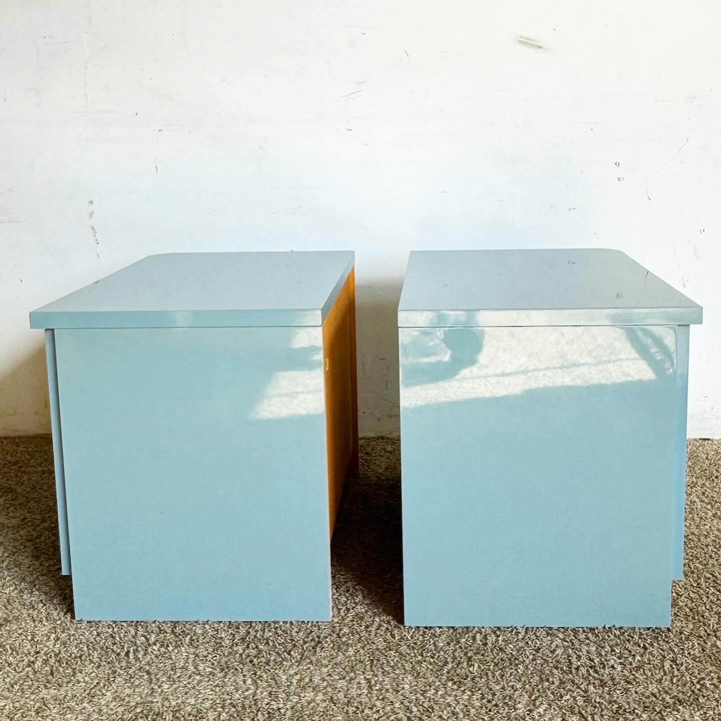 Italian Postmodern Baby Blue Lacquered Nightstands With Gold Accents – a Pair For Sale 2