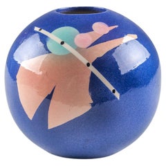 Vase boule postmoderne de Harris-Cies, signé et daté, États-Unis, années 1980