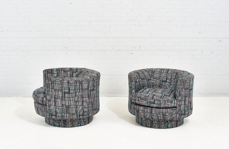 Post Modern Barrel Swivel Chairs, 1980 In Good Condition For Sale In Chicago, IL